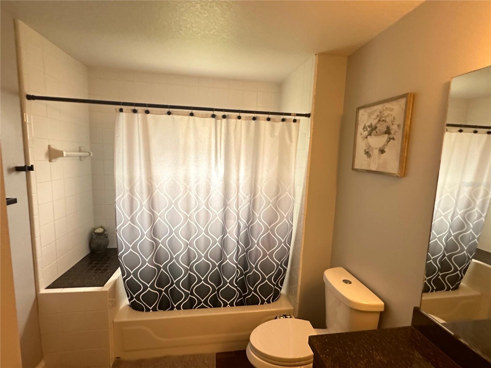 Image 32 of 41 For 5719 Sweetheart Court