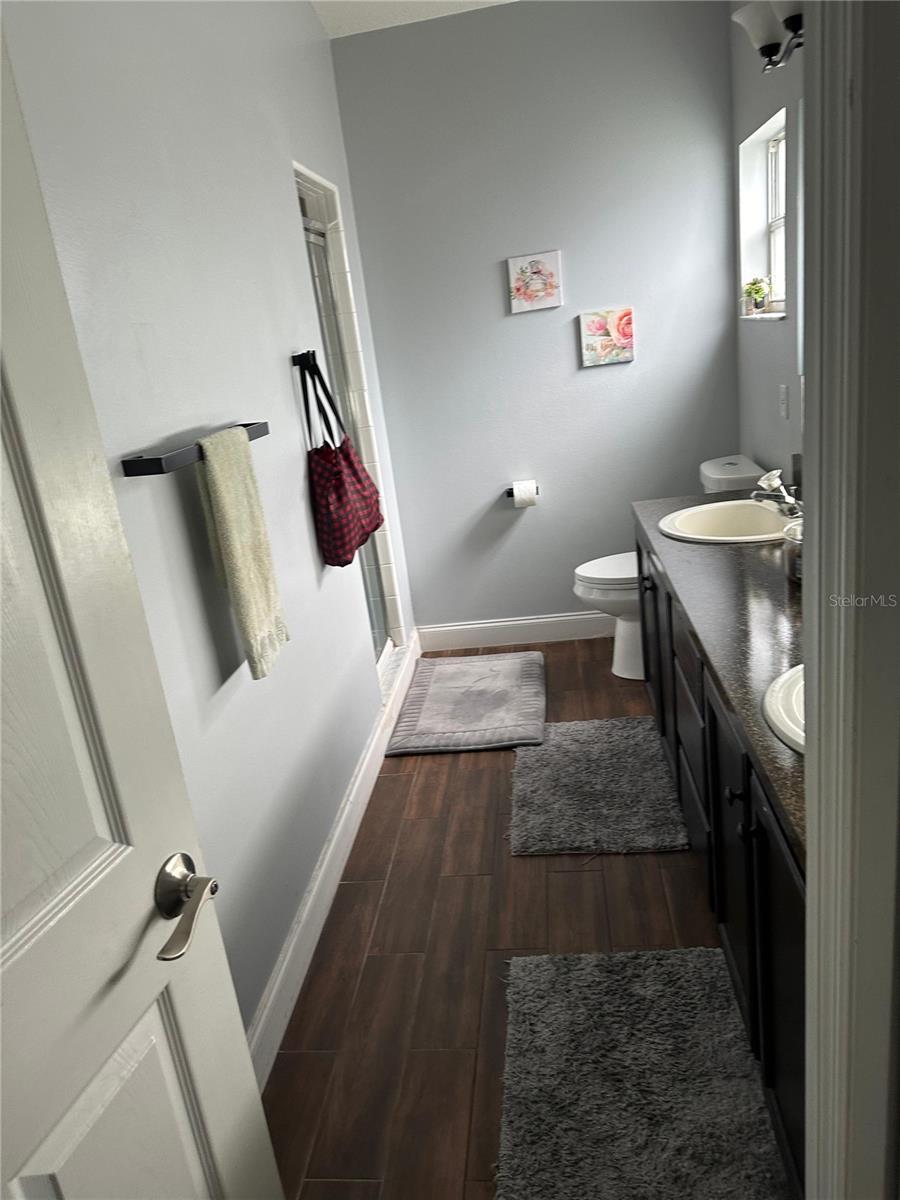 Image 36 of 41 For 5719 Sweetheart Court