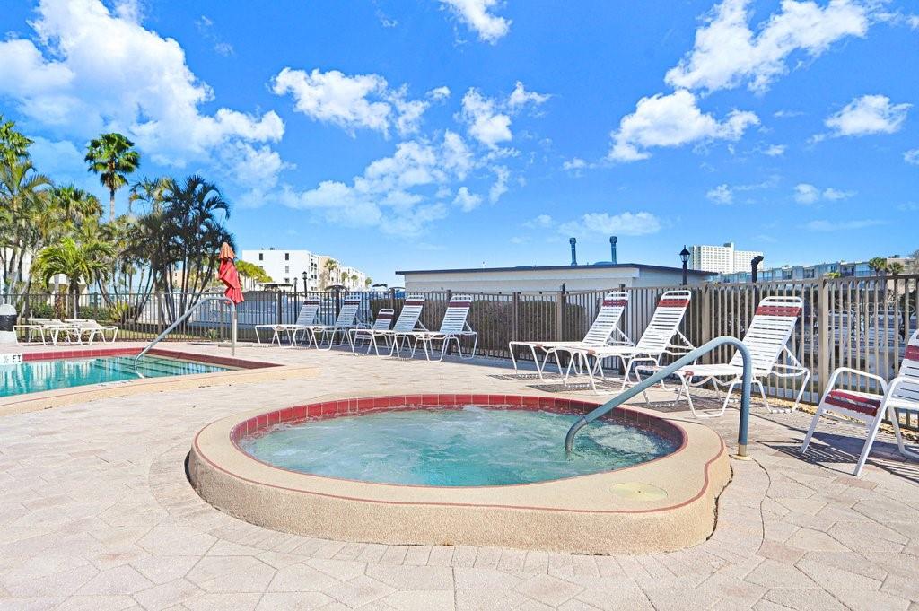 Image 39 of 59 For 7625 Sun Island Drive S 406