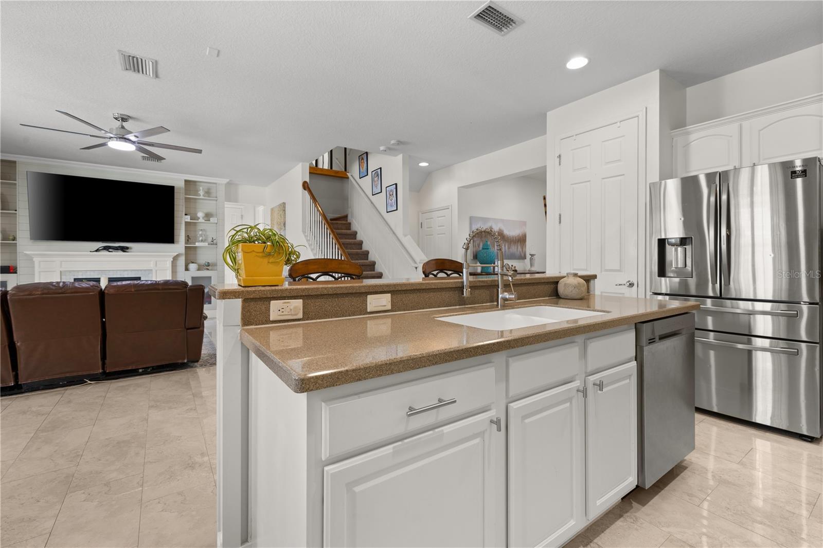 Image 12 of 56 For 2996 Santa Maria Avenue