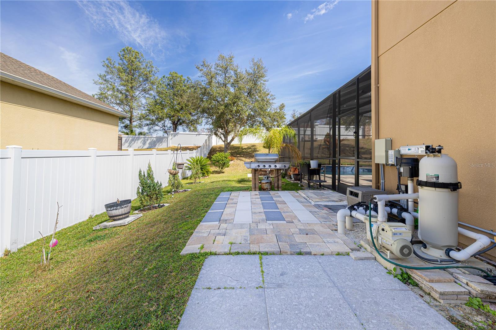 Image 38 of 56 For 2996 Santa Maria Avenue