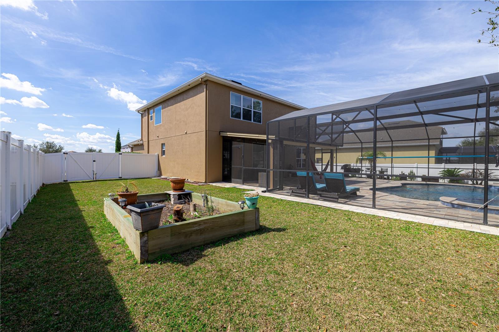 Image 39 of 56 For 2996 Santa Maria Avenue