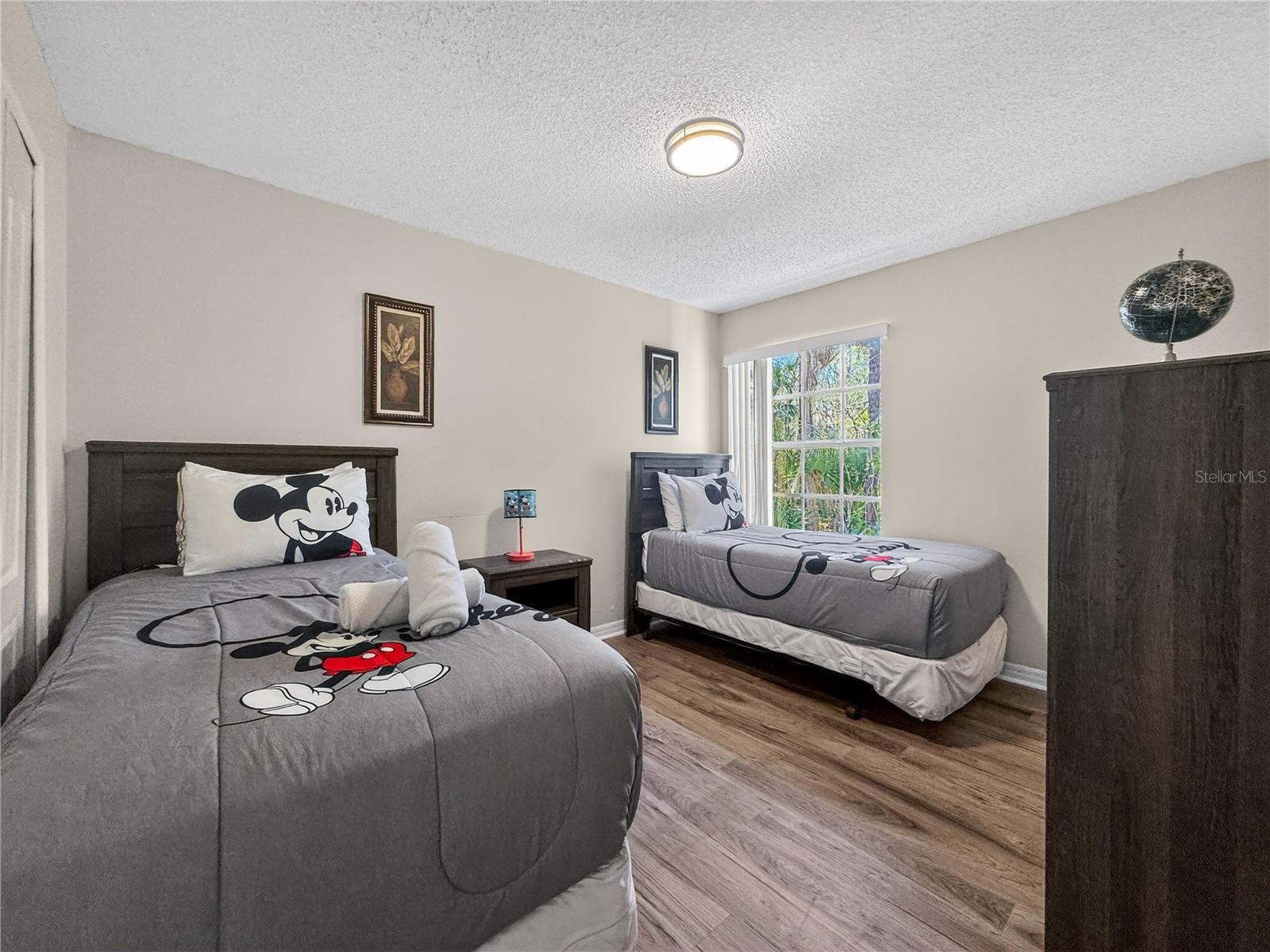 Image 14 of 37 For 5005 Laguna Bay Circle 22