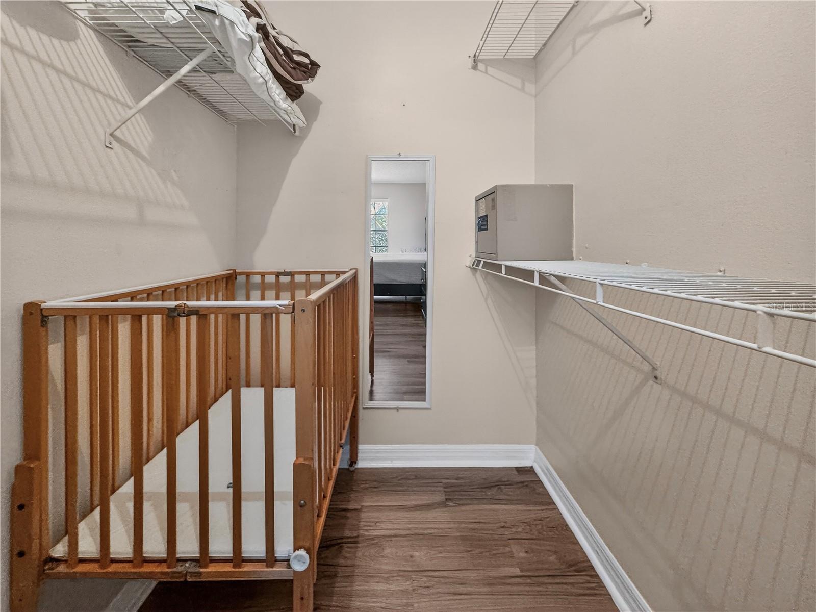 Image 25 of 37 For 5005 Laguna Bay Circle 22