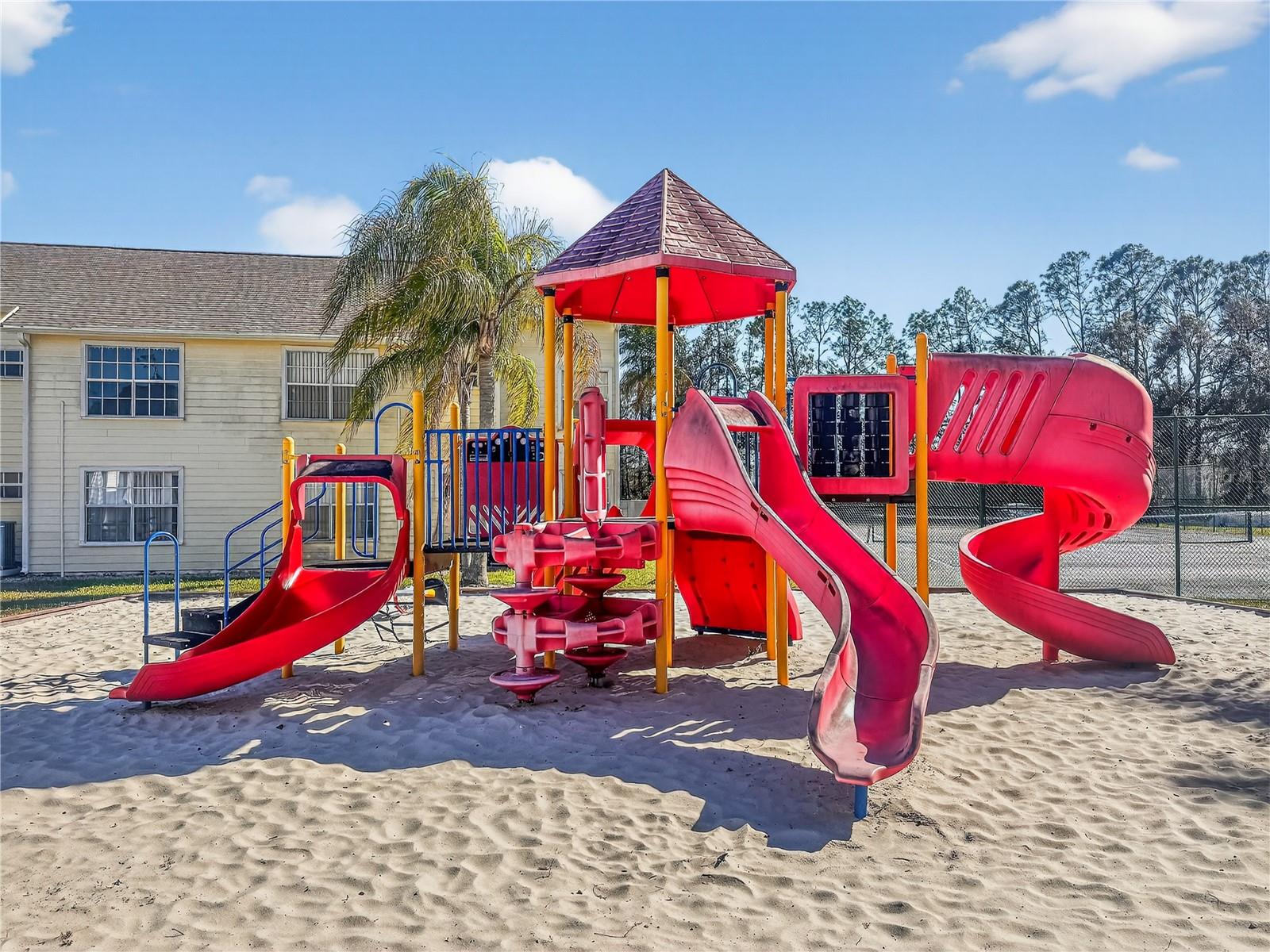 Image 32 of 37 For 5005 Laguna Bay Circle 22