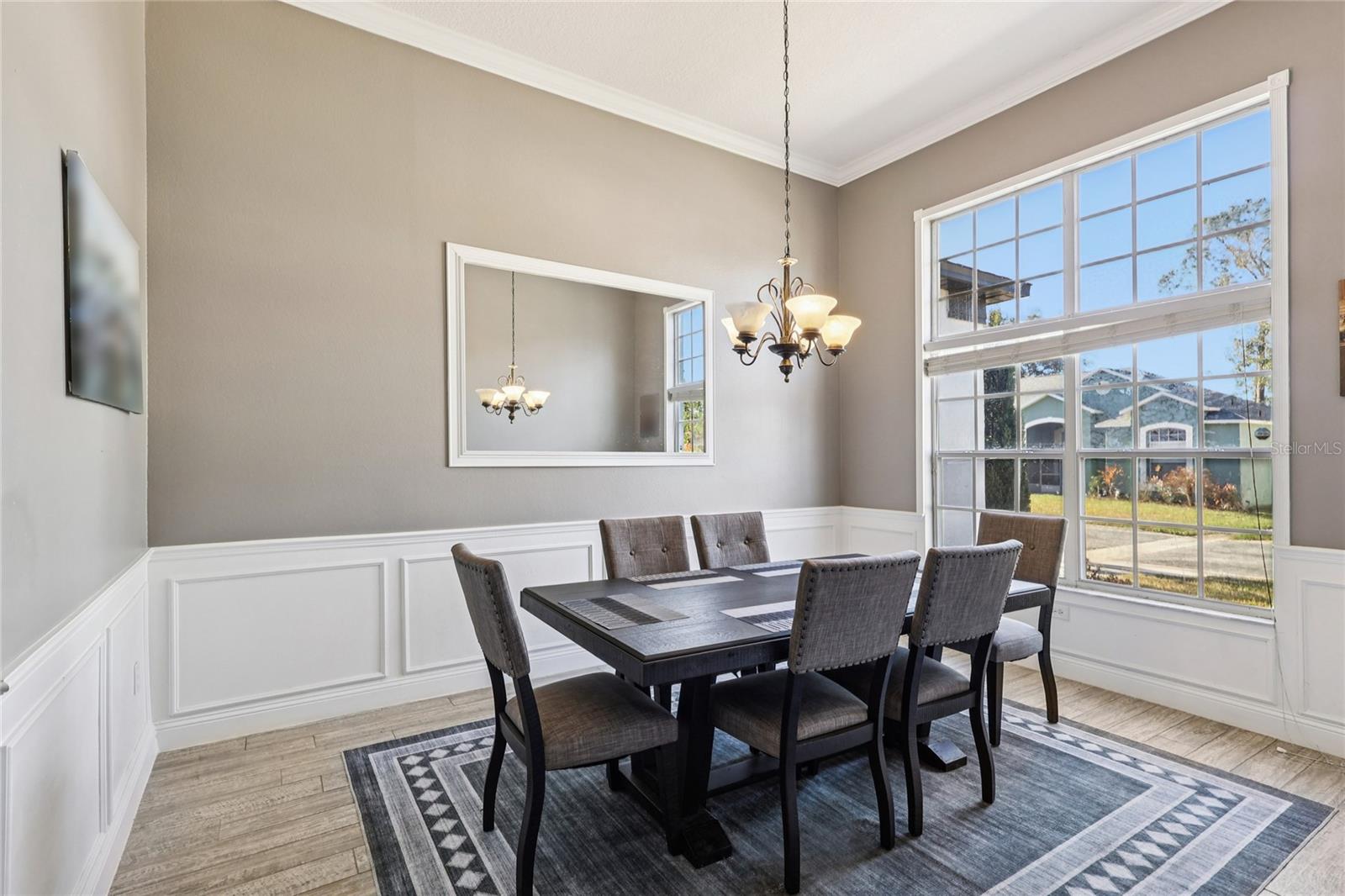 Image 10 of 36 For 206 Boxwood Drive