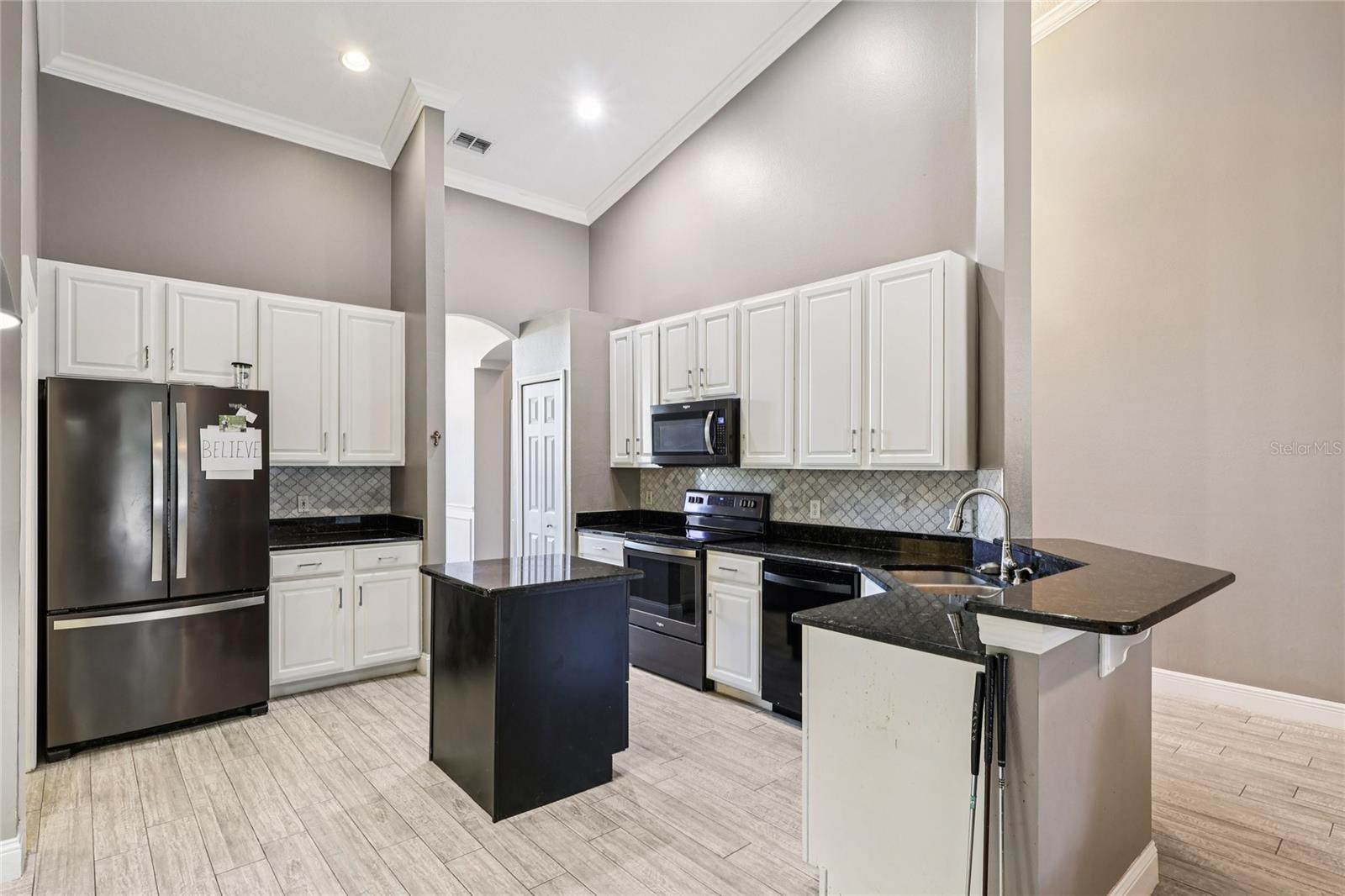 Image 14 of 36 For 206 Boxwood Drive