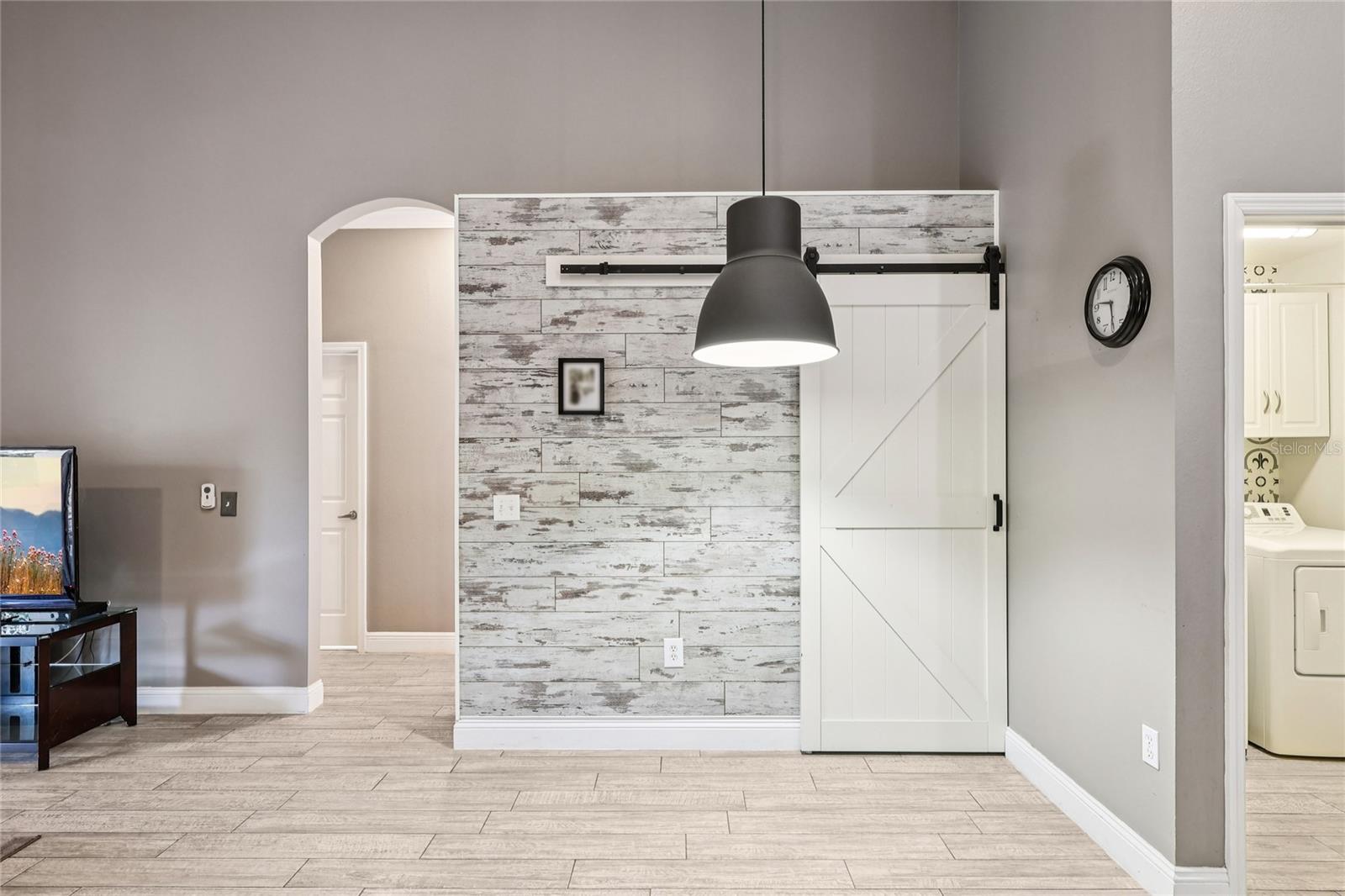 Image 20 of 36 For 206 Boxwood Drive