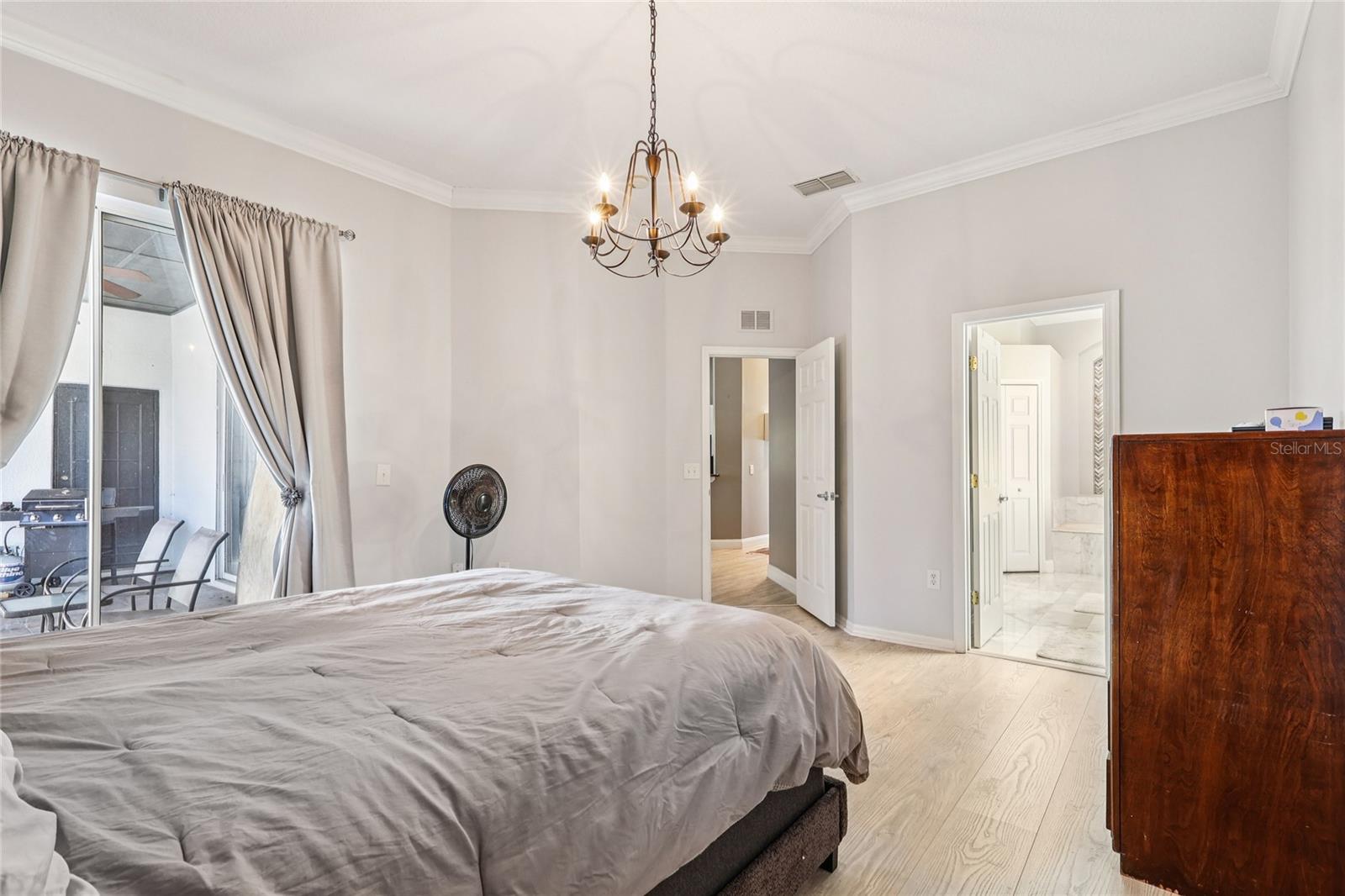 Image 22 of 36 For 206 Boxwood Drive