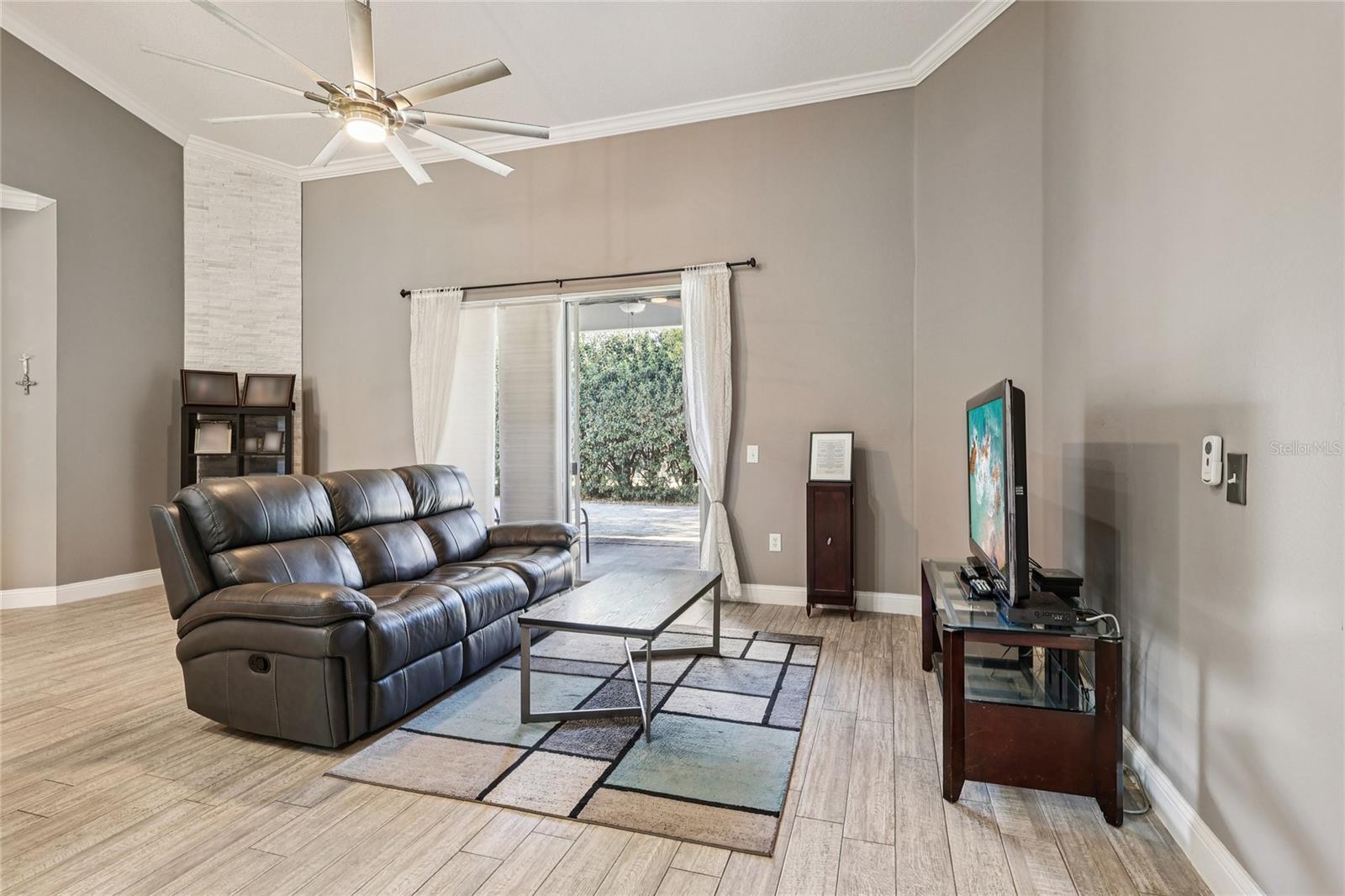 Image 8 of 36 For 206 Boxwood Drive