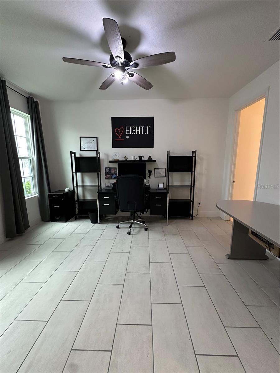 Image 41 of 60 For 5014 Down Court