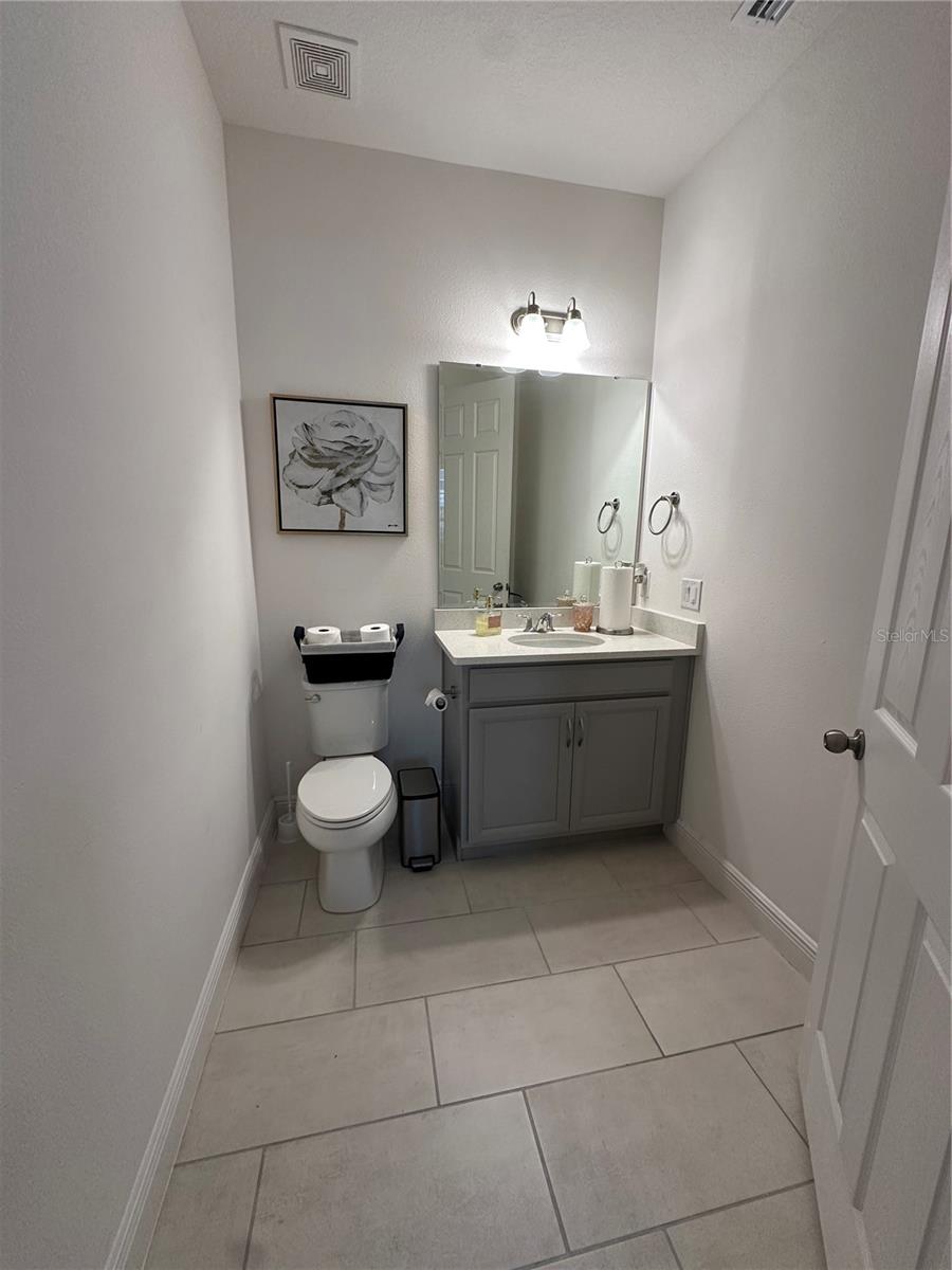 Image 43 of 60 For 5014 Down Court