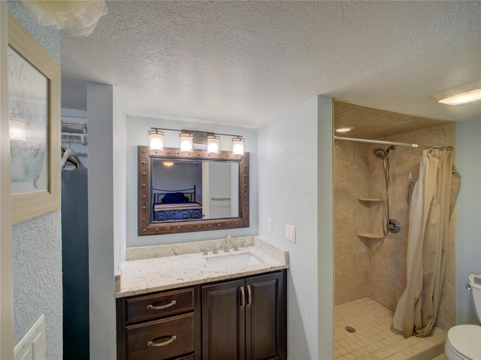 Image 11 of 25 For 128 La Casa