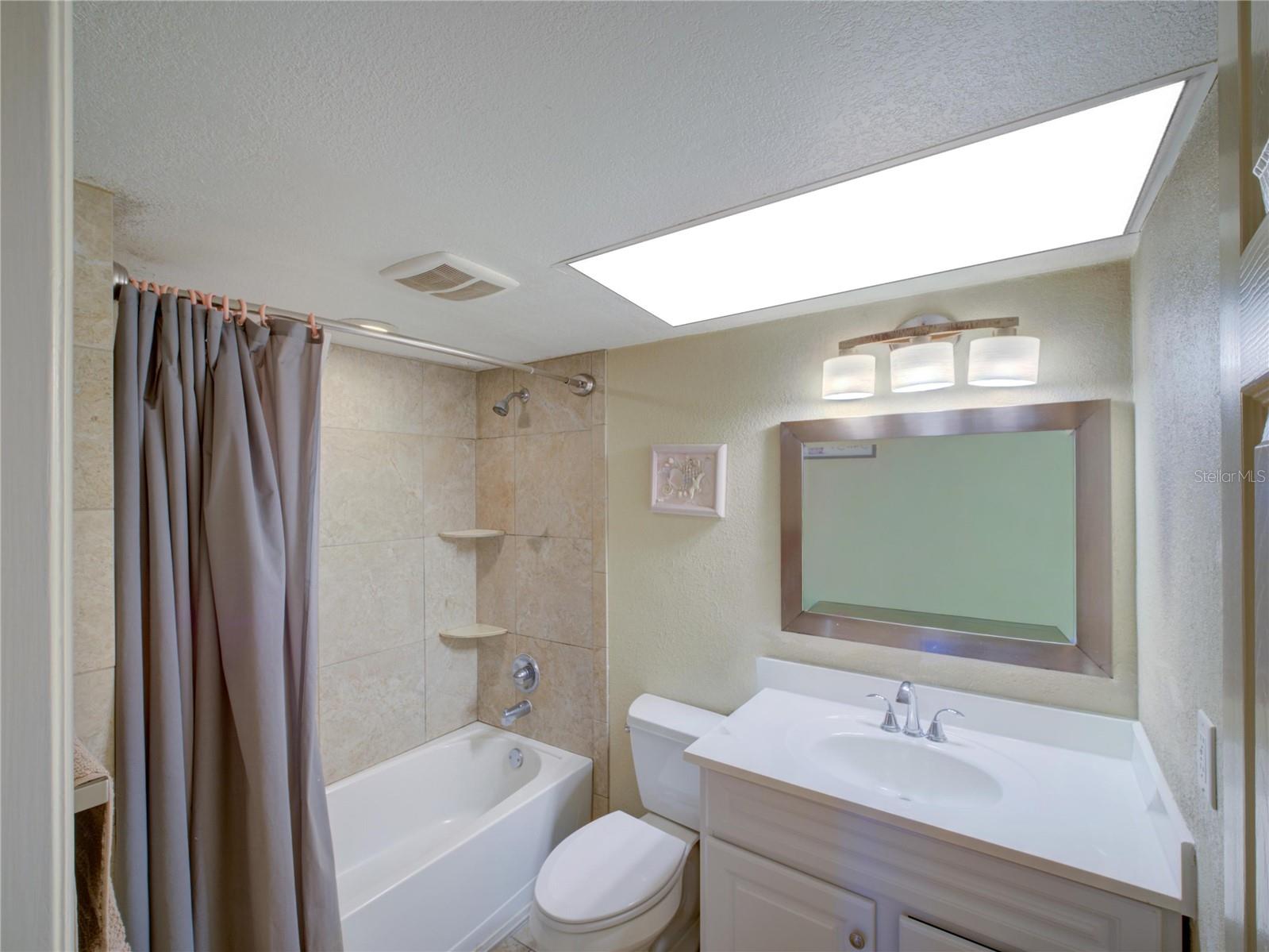 Image 13 of 25 For 128 La Casa