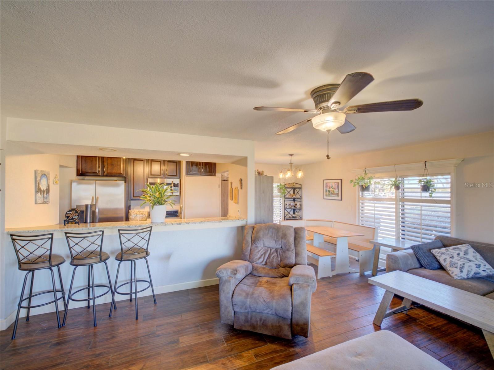 Image 22 of 25 For 128 La Casa