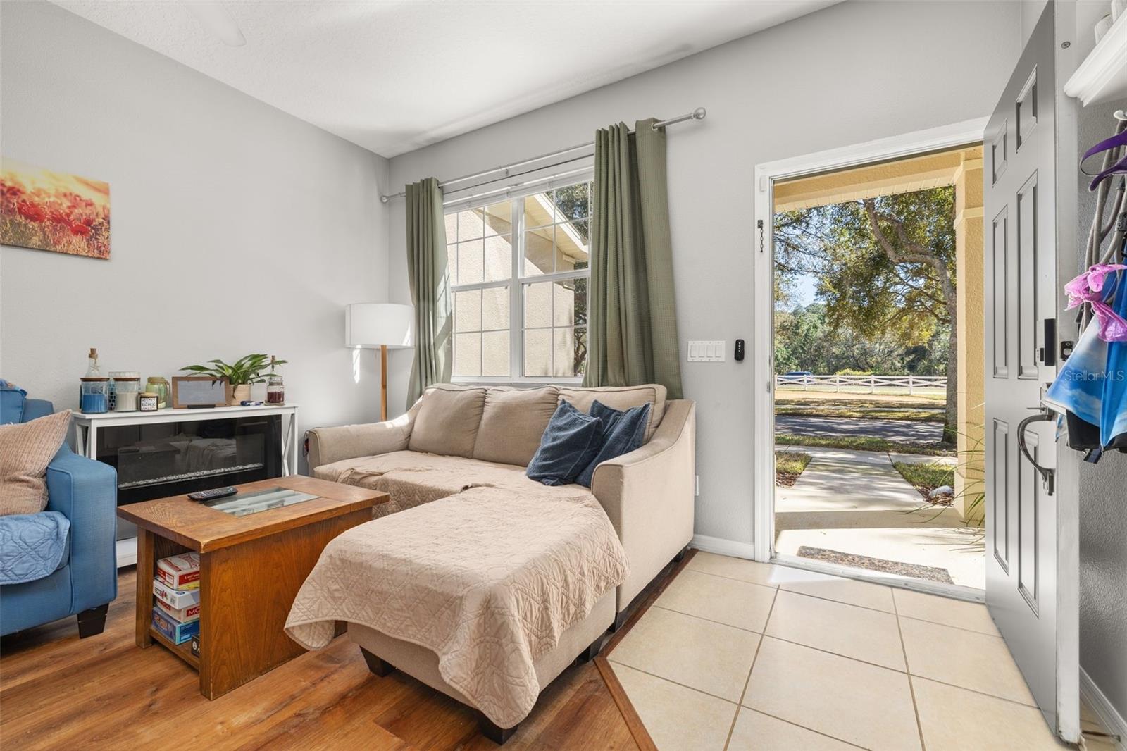 Image 7 of 45 For 12327 Cruxbury Drive