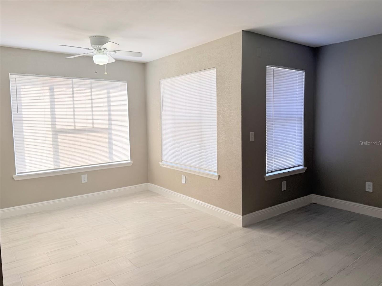 Image 5 of 44 For 2214 Grand Cayman Court 1511