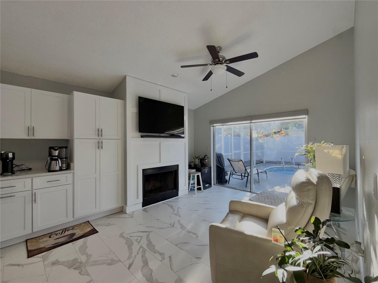 Image 31 of 57 For 1969 River Park Boulevard