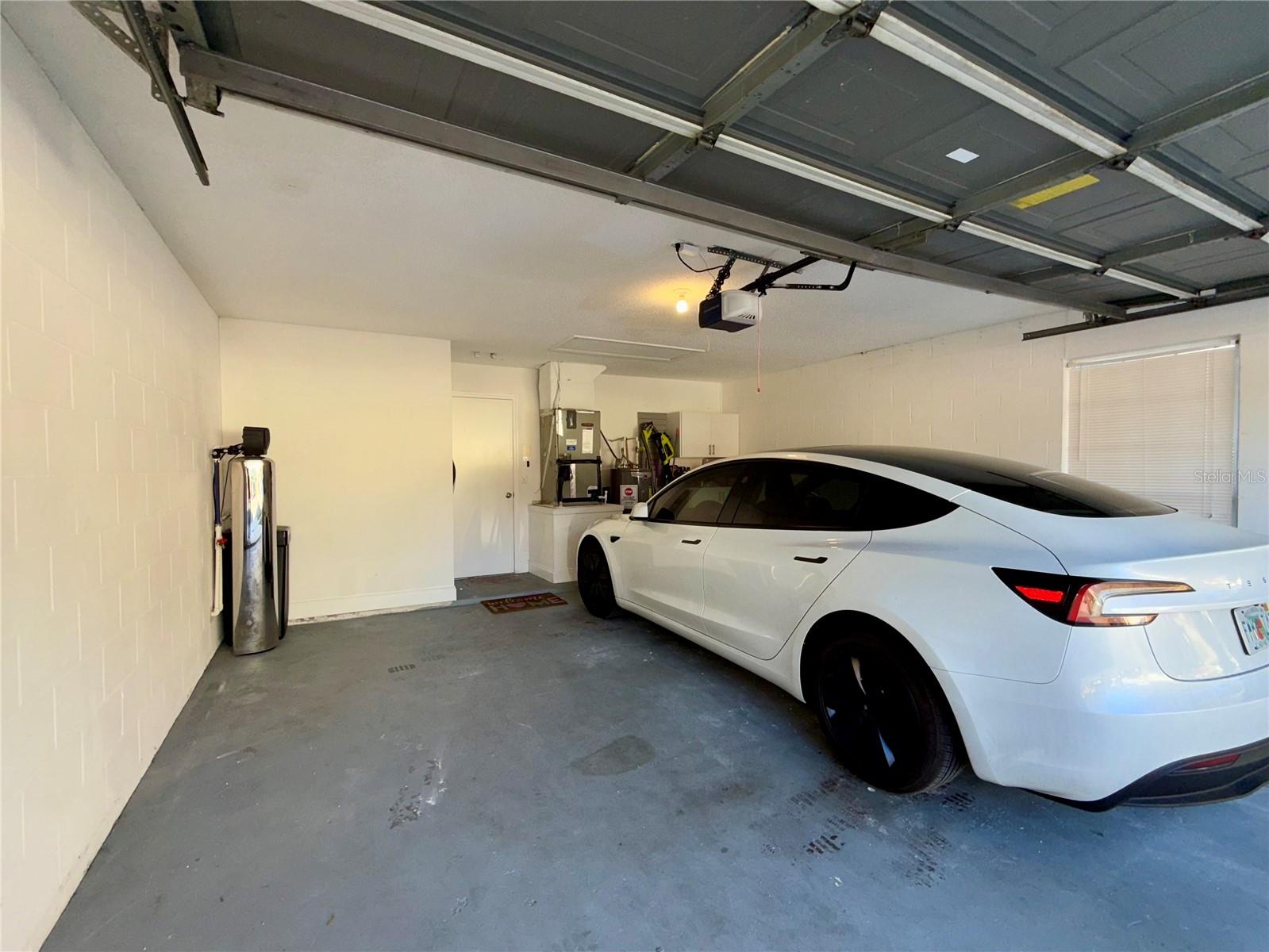 Image 36 of 57 For 1969 River Park Boulevard