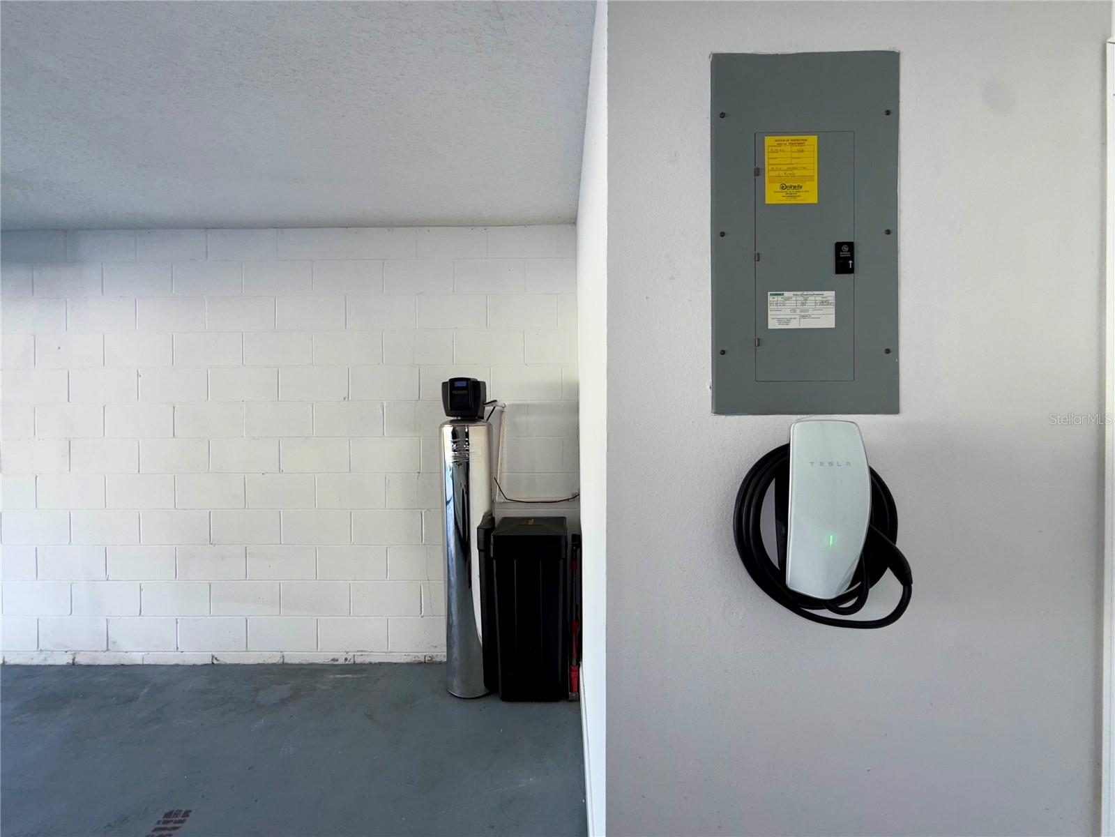 Image 37 of 57 For 1969 River Park Boulevard