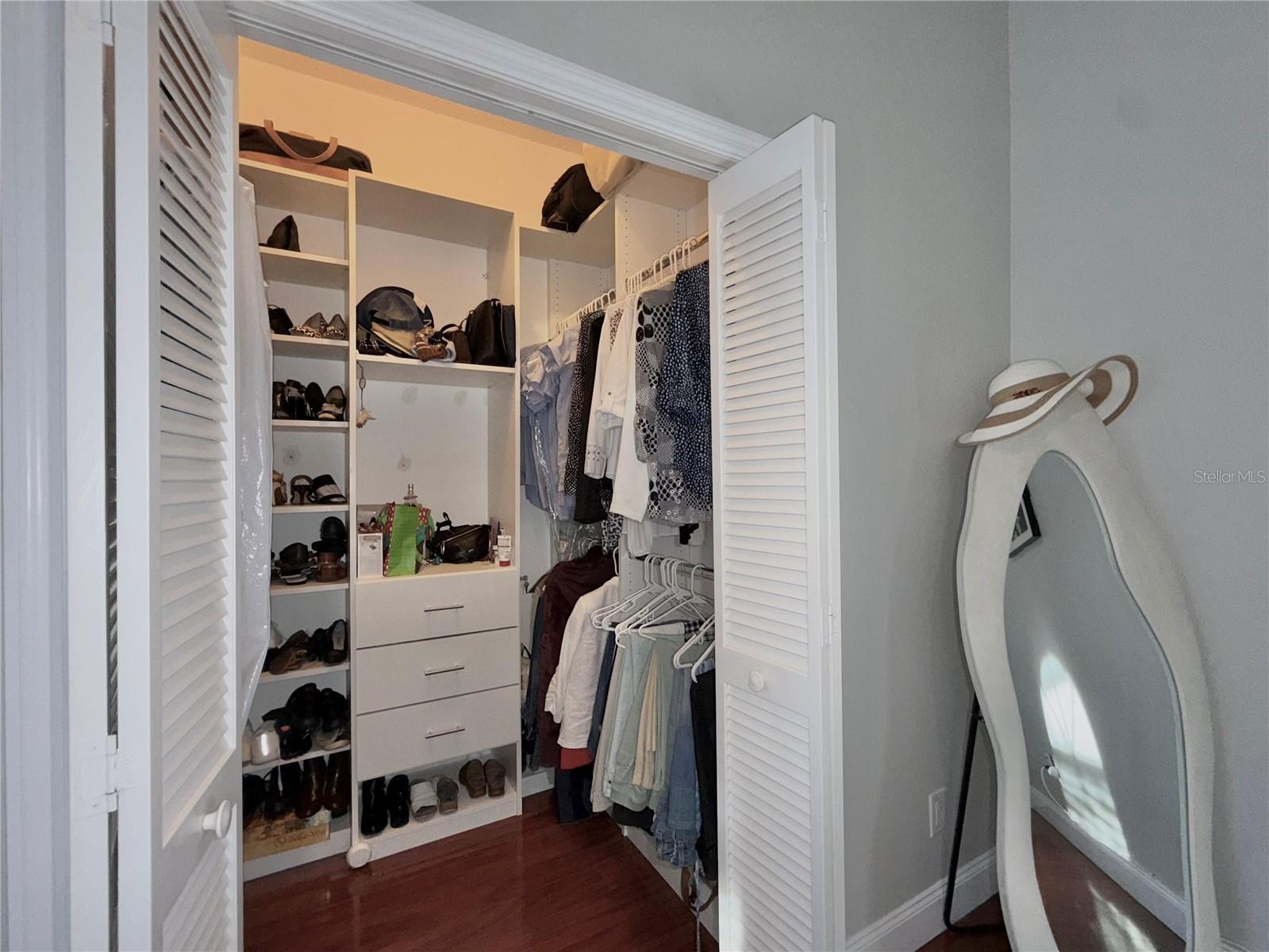 Image 42 of 57 For 1969 River Park Boulevard