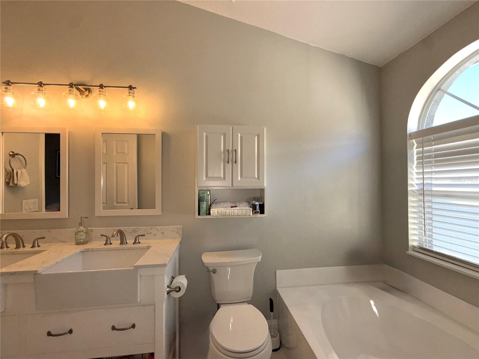 Image 46 of 57 For 1969 River Park Boulevard