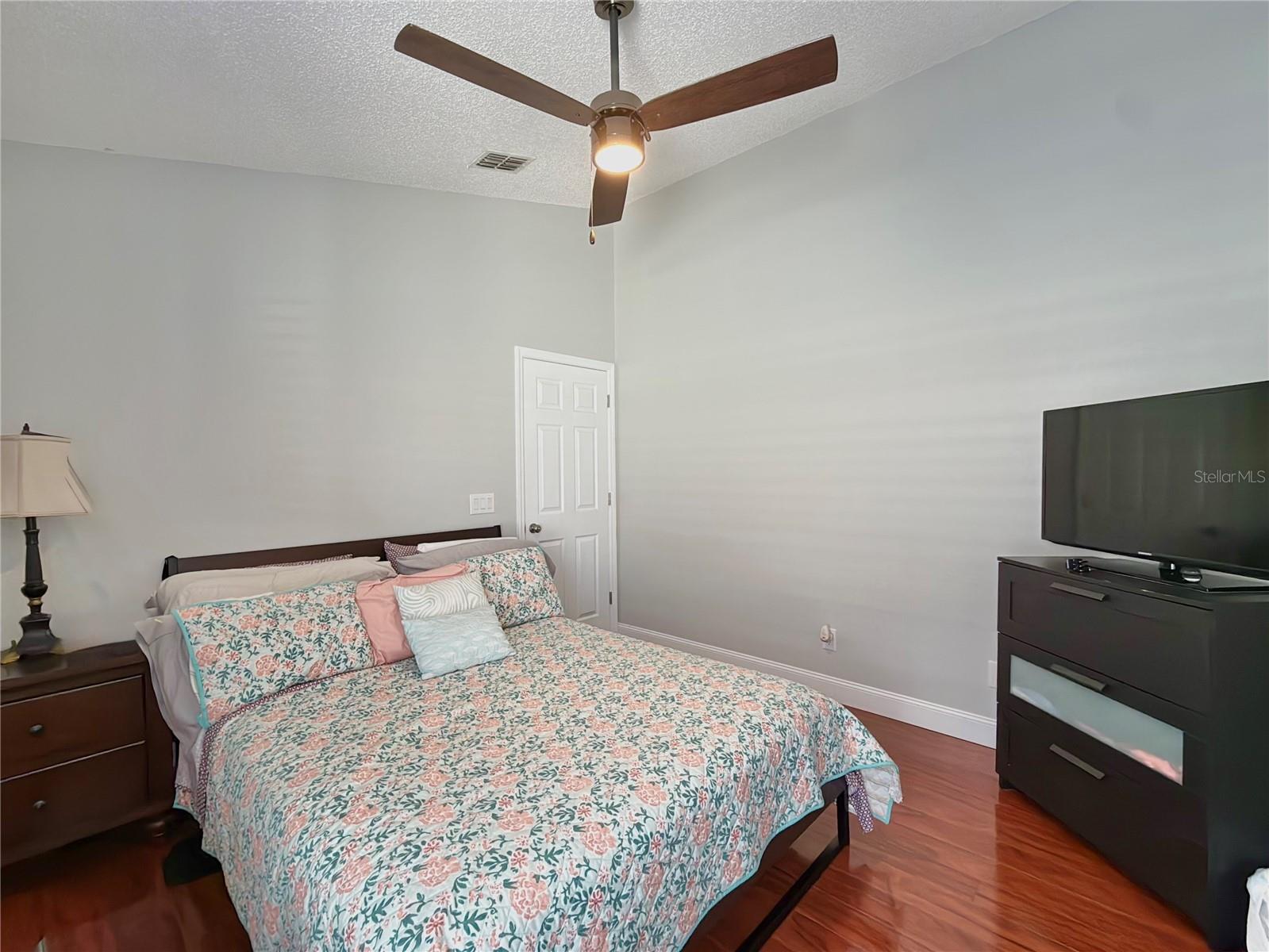 Image 55 of 57 For 1969 River Park Boulevard