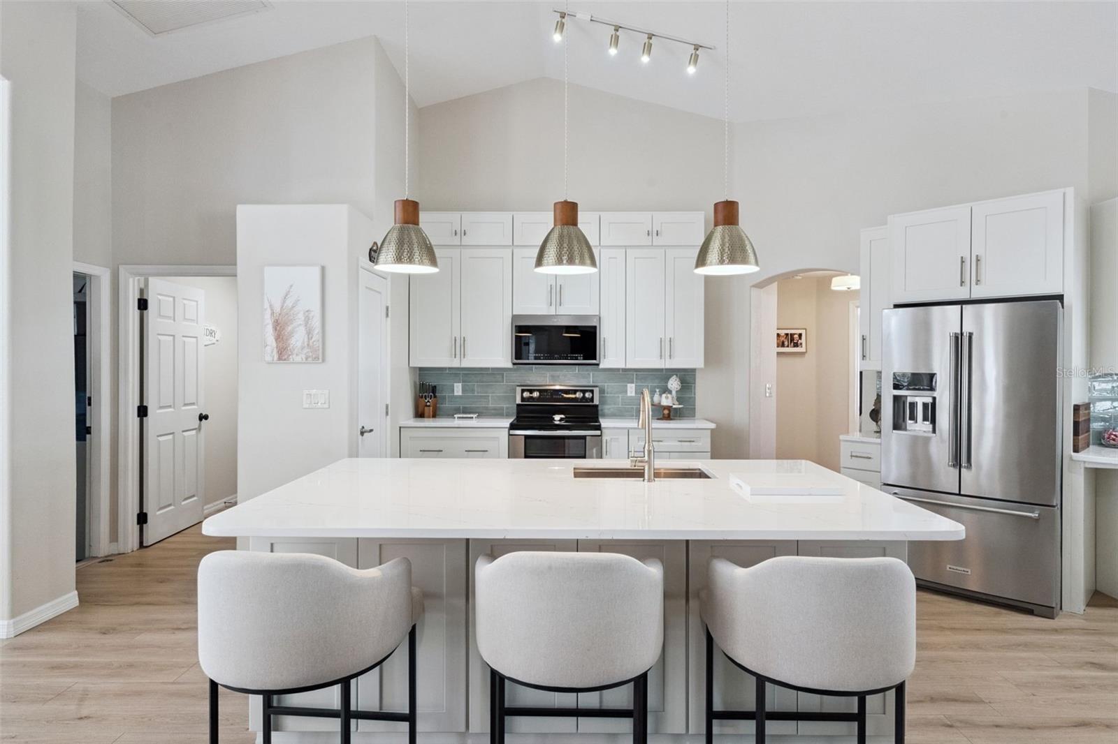 Image 15 of 57 For 3215 Countryside View Dr