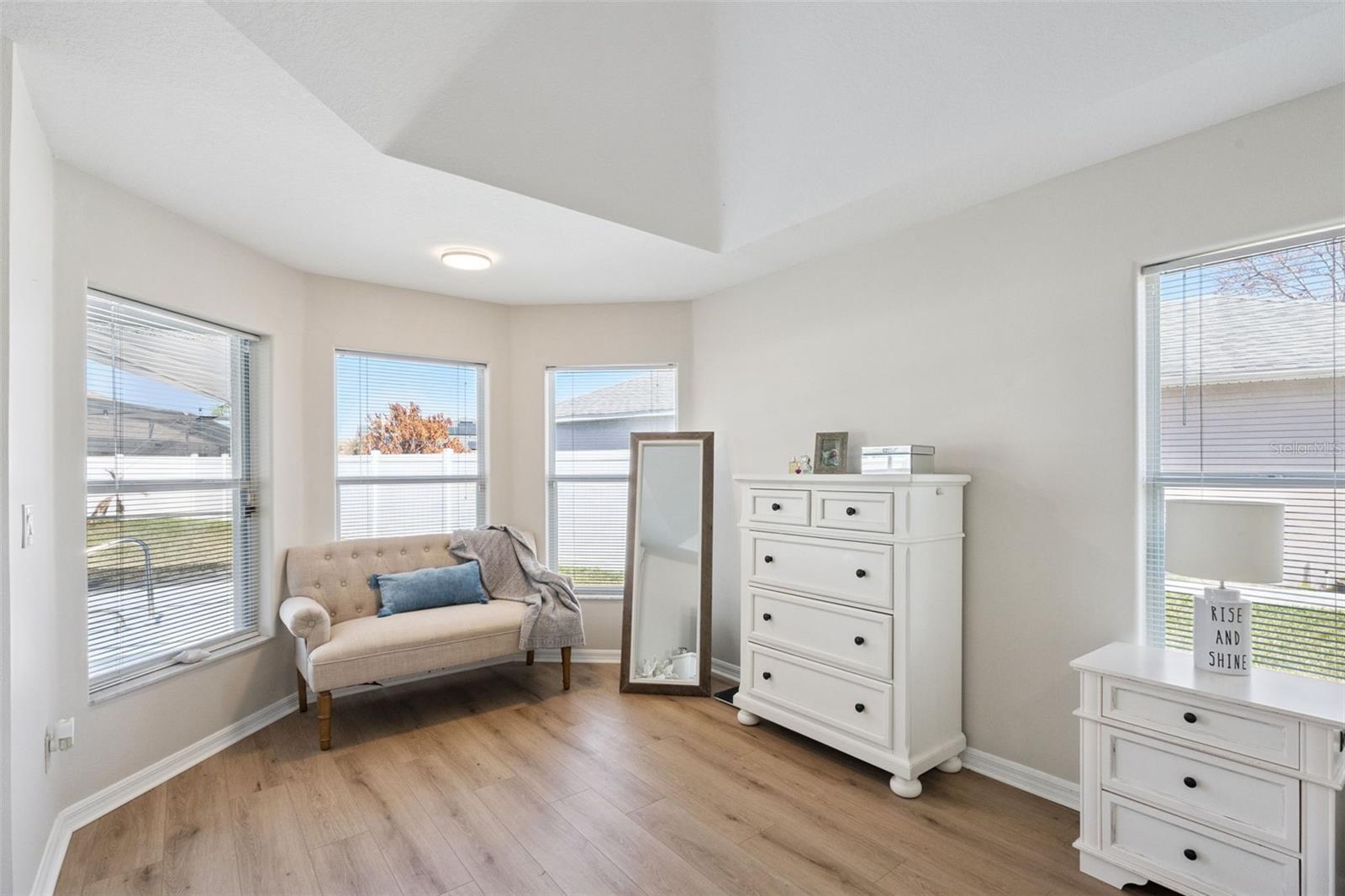 Image 23 of 57 For 3215 Countryside View Dr