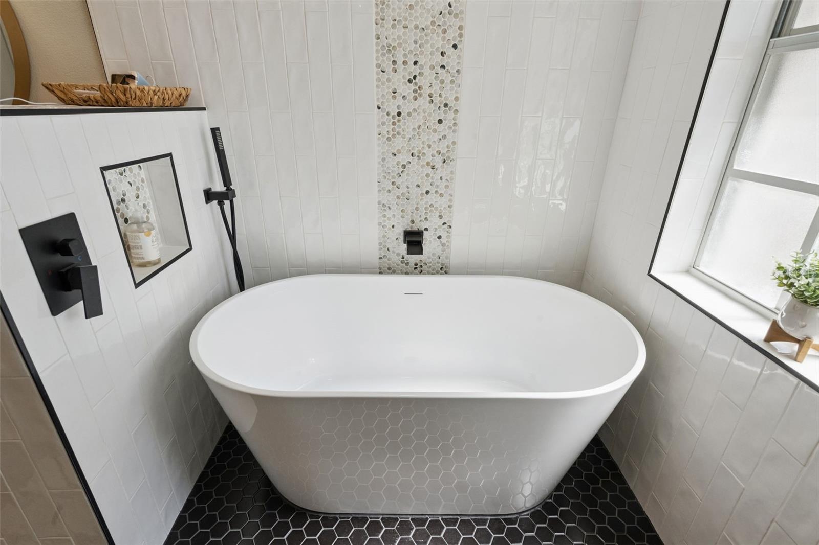 Image 28 of 57 For 3215 Countryside View Dr