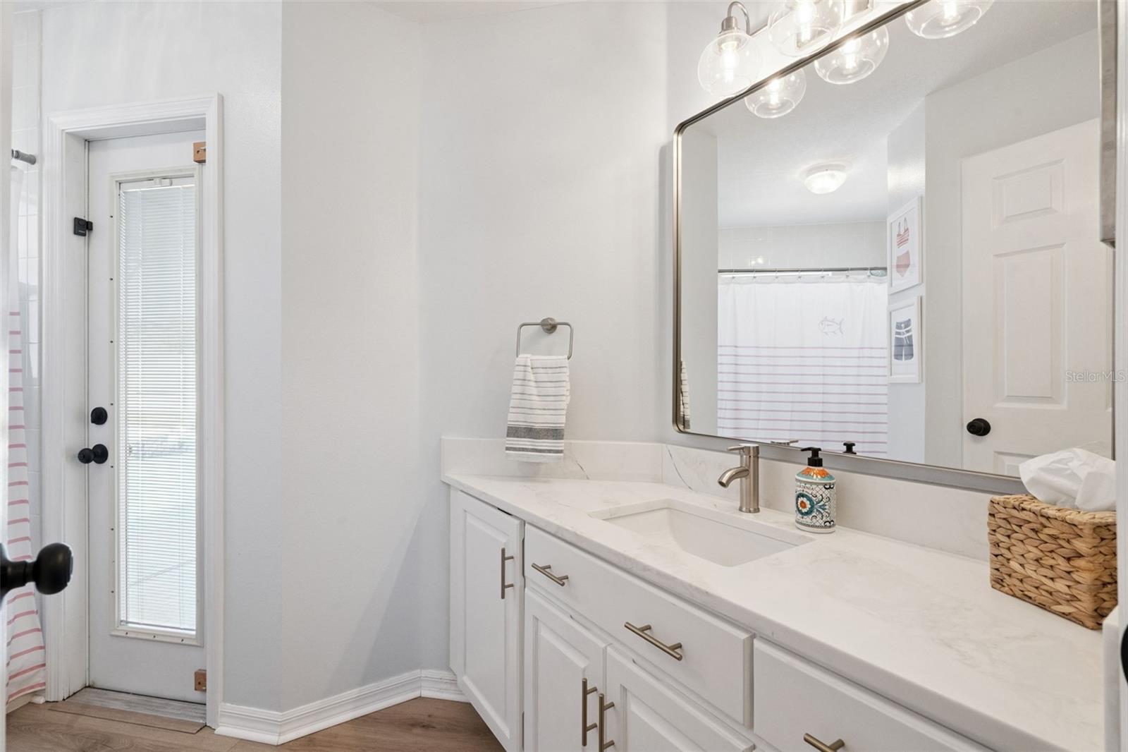 Image 33 of 57 For 3215 Countryside View Dr