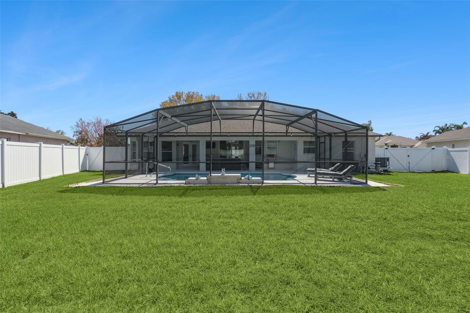 Image 43 of 57 For 3215 Countryside View Dr