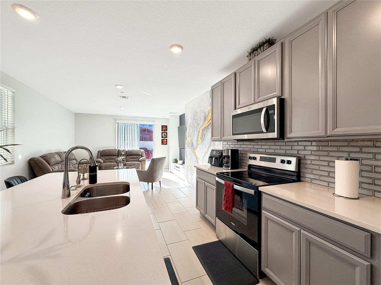 Image 14 of 27 For 3430 Monaco Lane