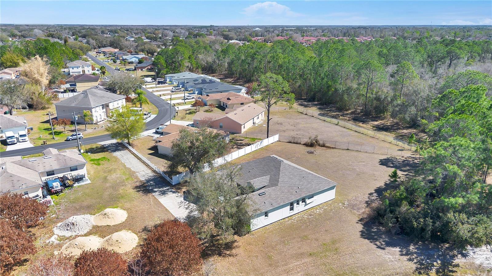 Image 24 of 29 For 536 Kilimanjaro Drive