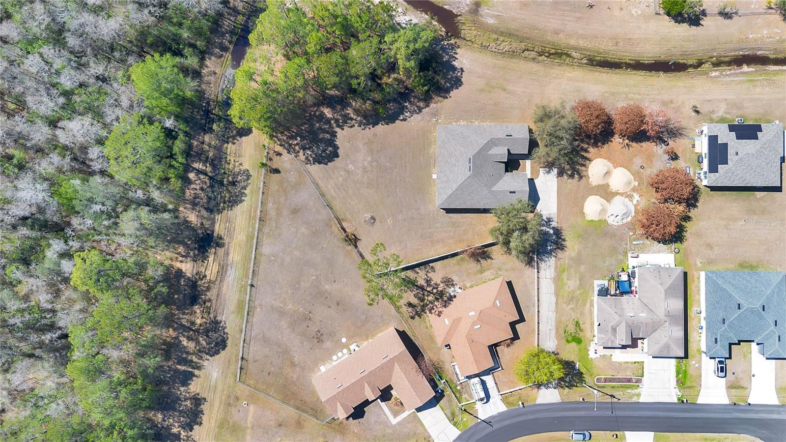 Image 28 of 29 For 536 Kilimanjaro Drive