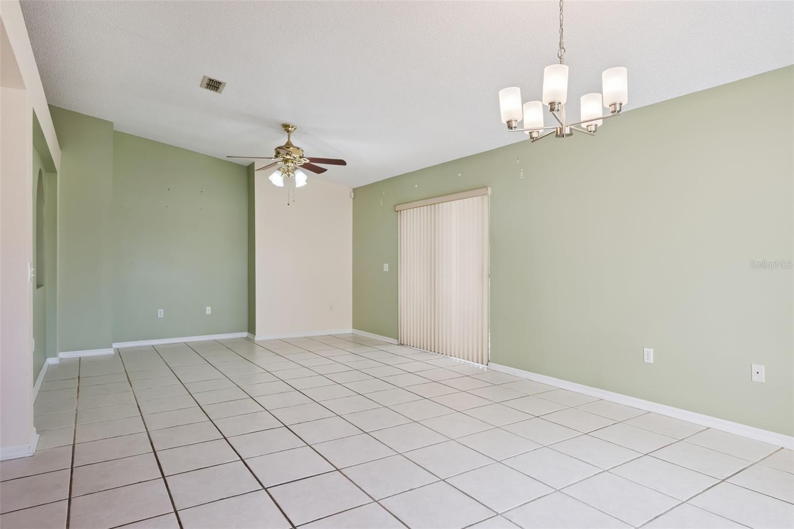 Image 5 of 35 For 3119 Turret Drive