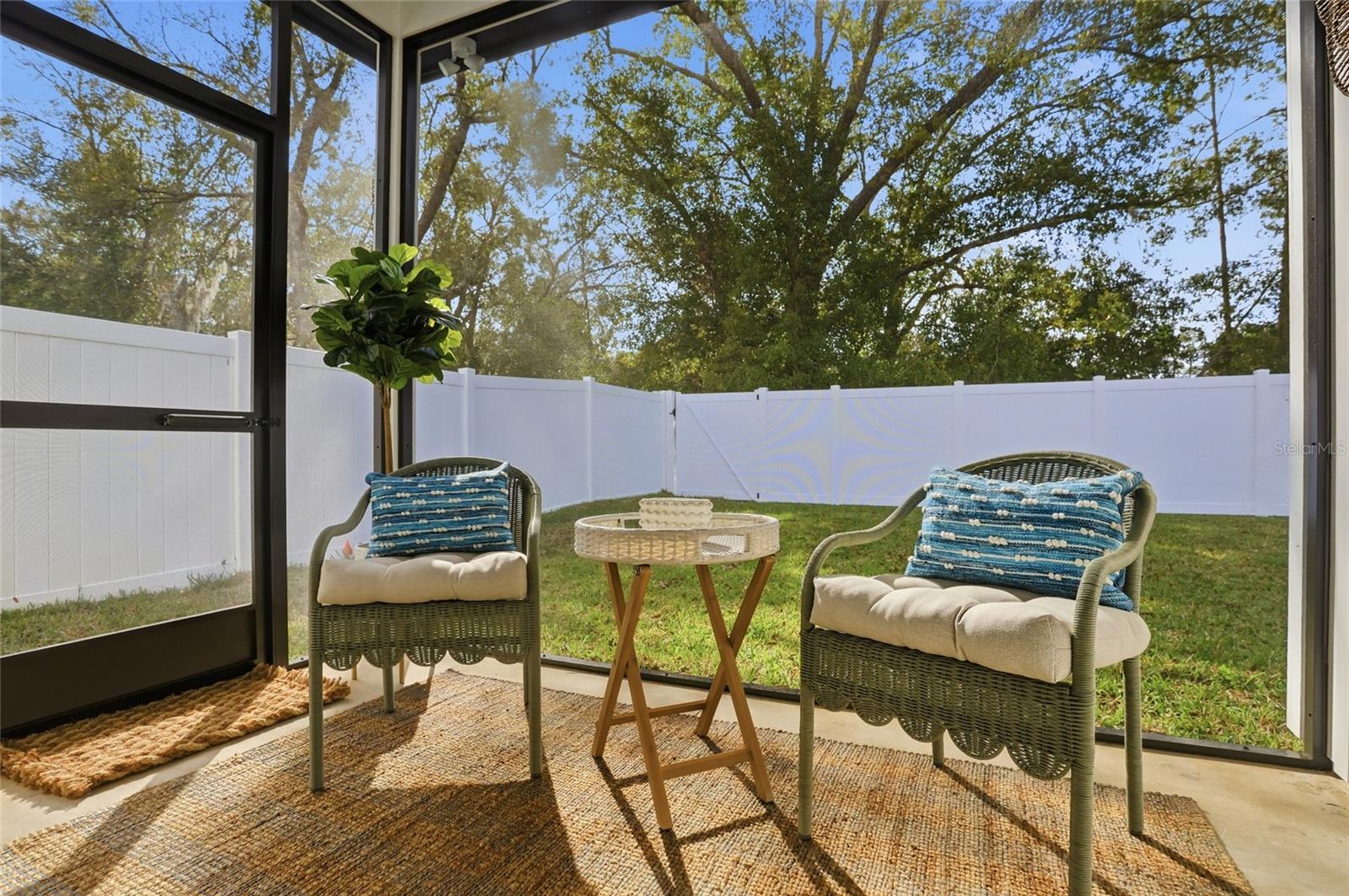 Image 13 of 28 For 1012 Farmstead Street