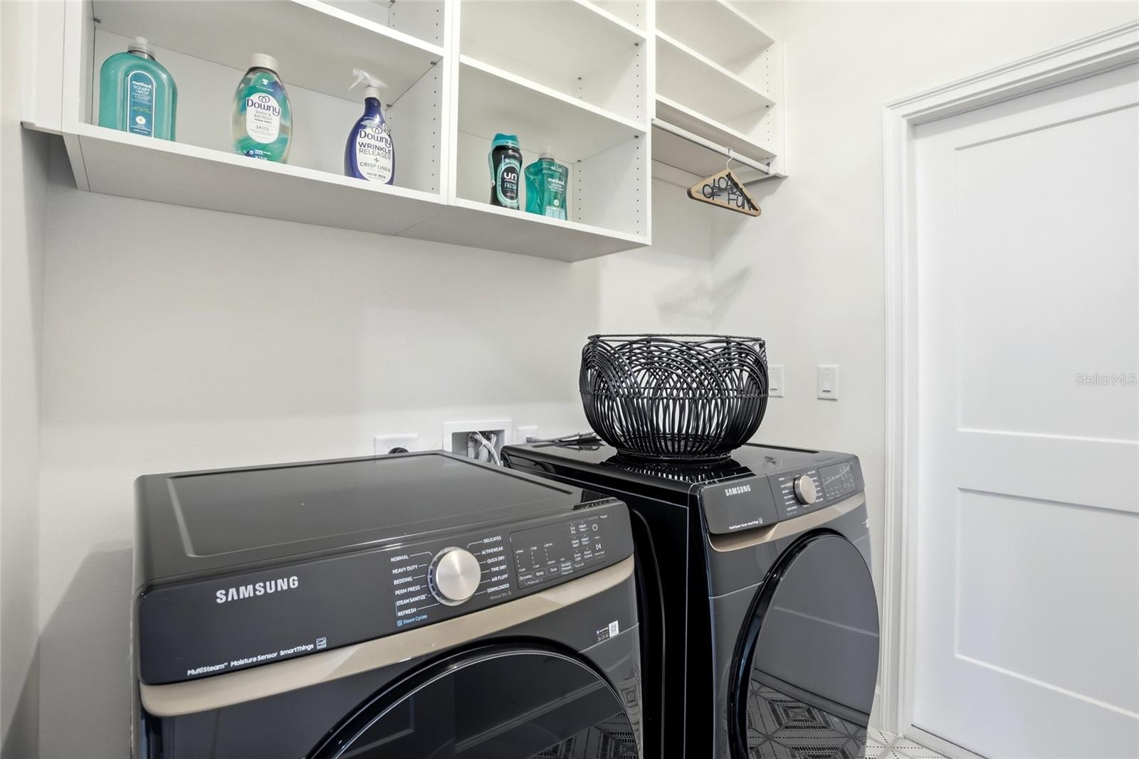 Image 18 of 28 For 1012 Farmstead Street