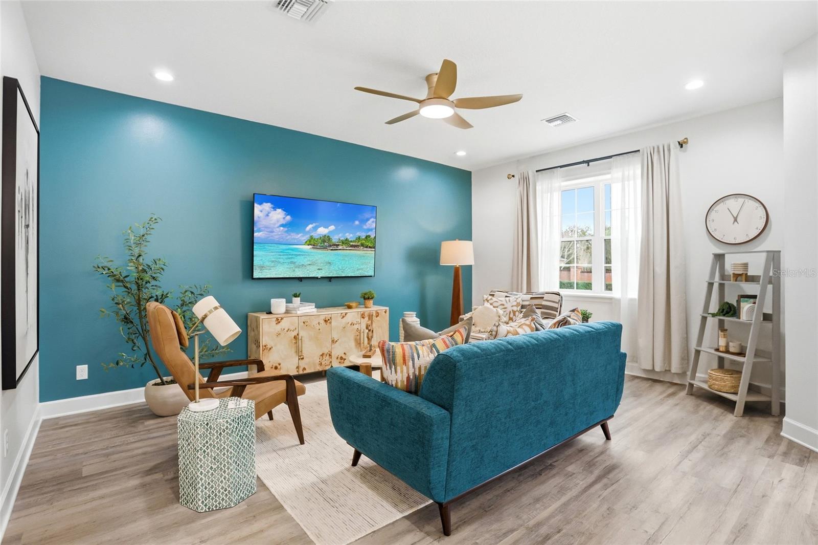 Image 3 of 28 For 1012 Farmstead Street