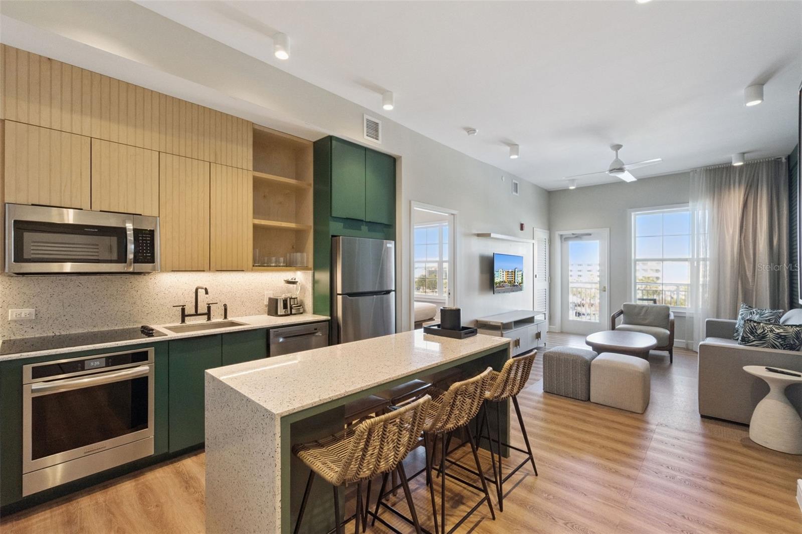 Image 11 of 36 For 8061 Vacation Avenue 510