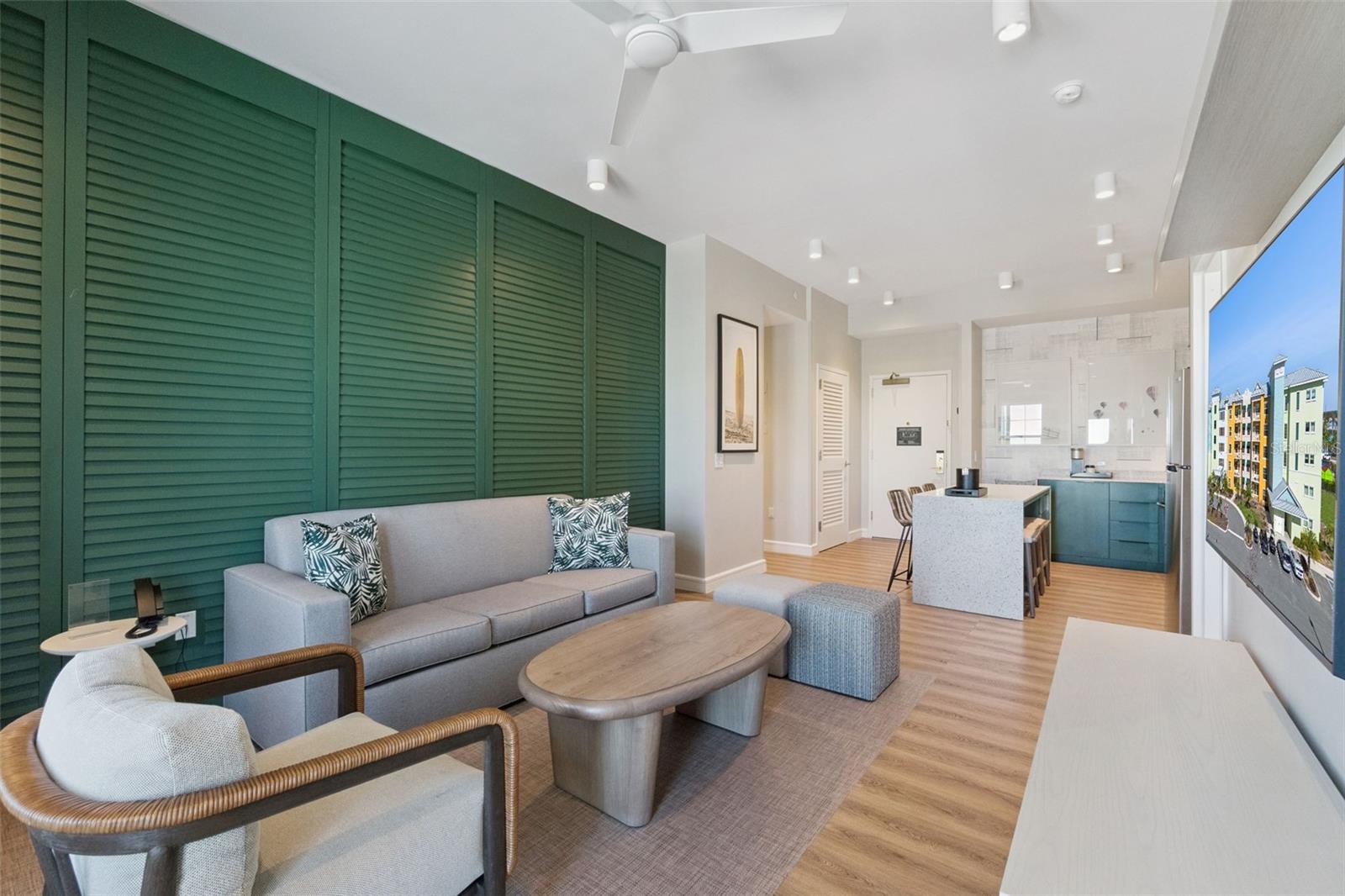 Image 9 of 36 For 8061 Vacation Avenue 510