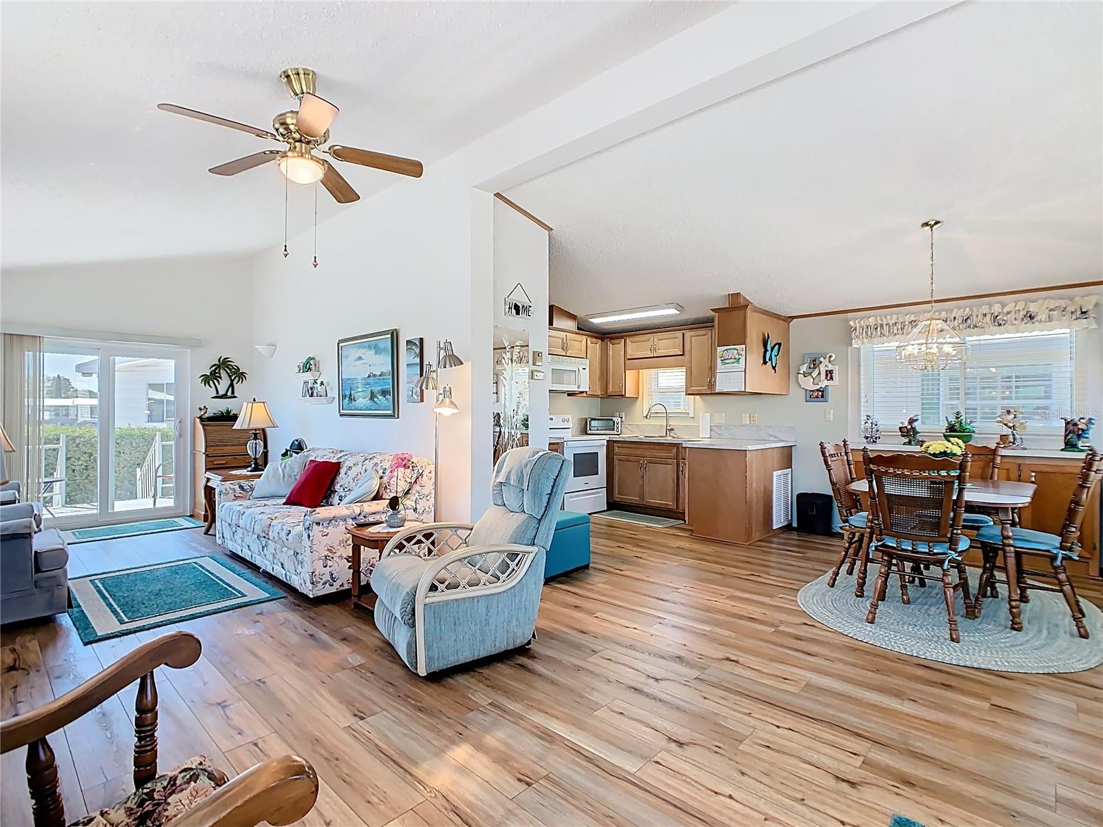 Image 3 of 25 For 9000 Us Hwy 192  311