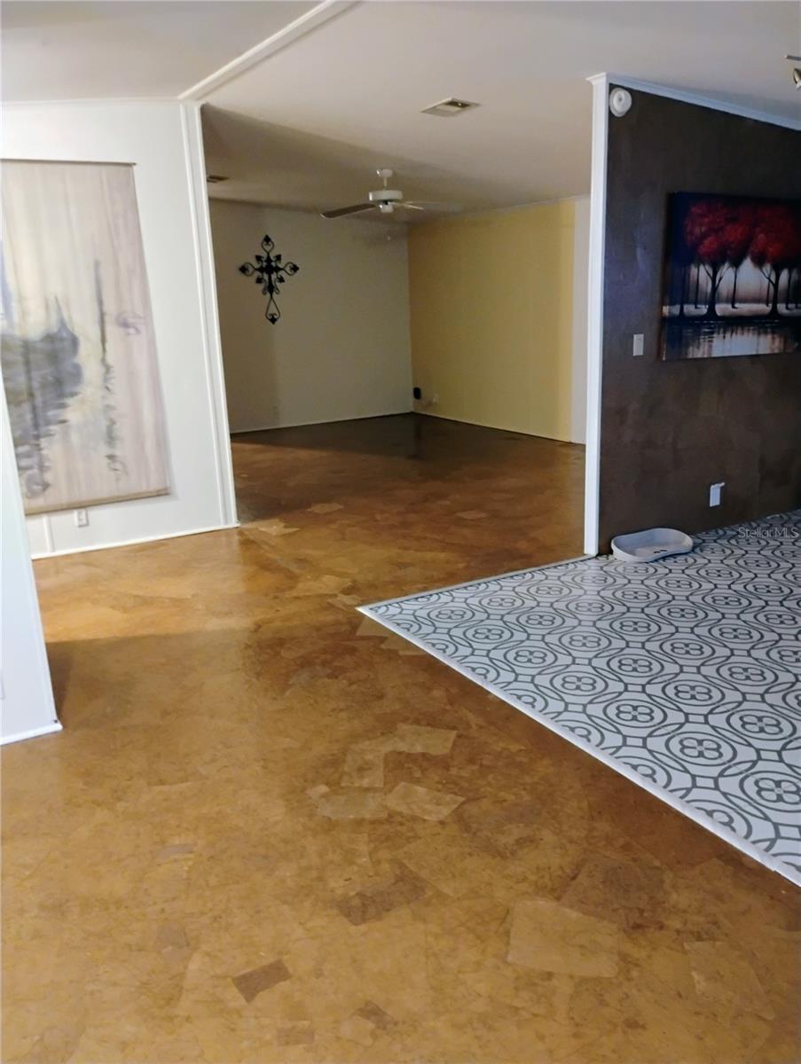 Image 3 of 19 For 241 Lake Trout