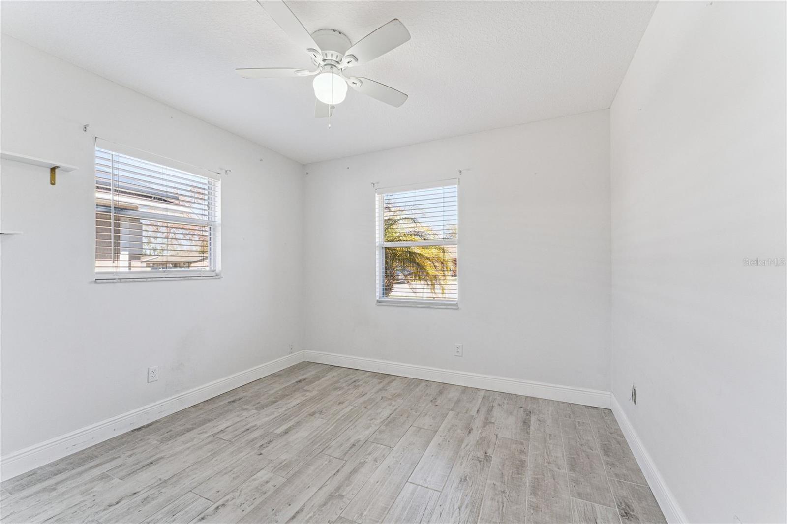 Image 19 of 35 For 206 Montana Avenue