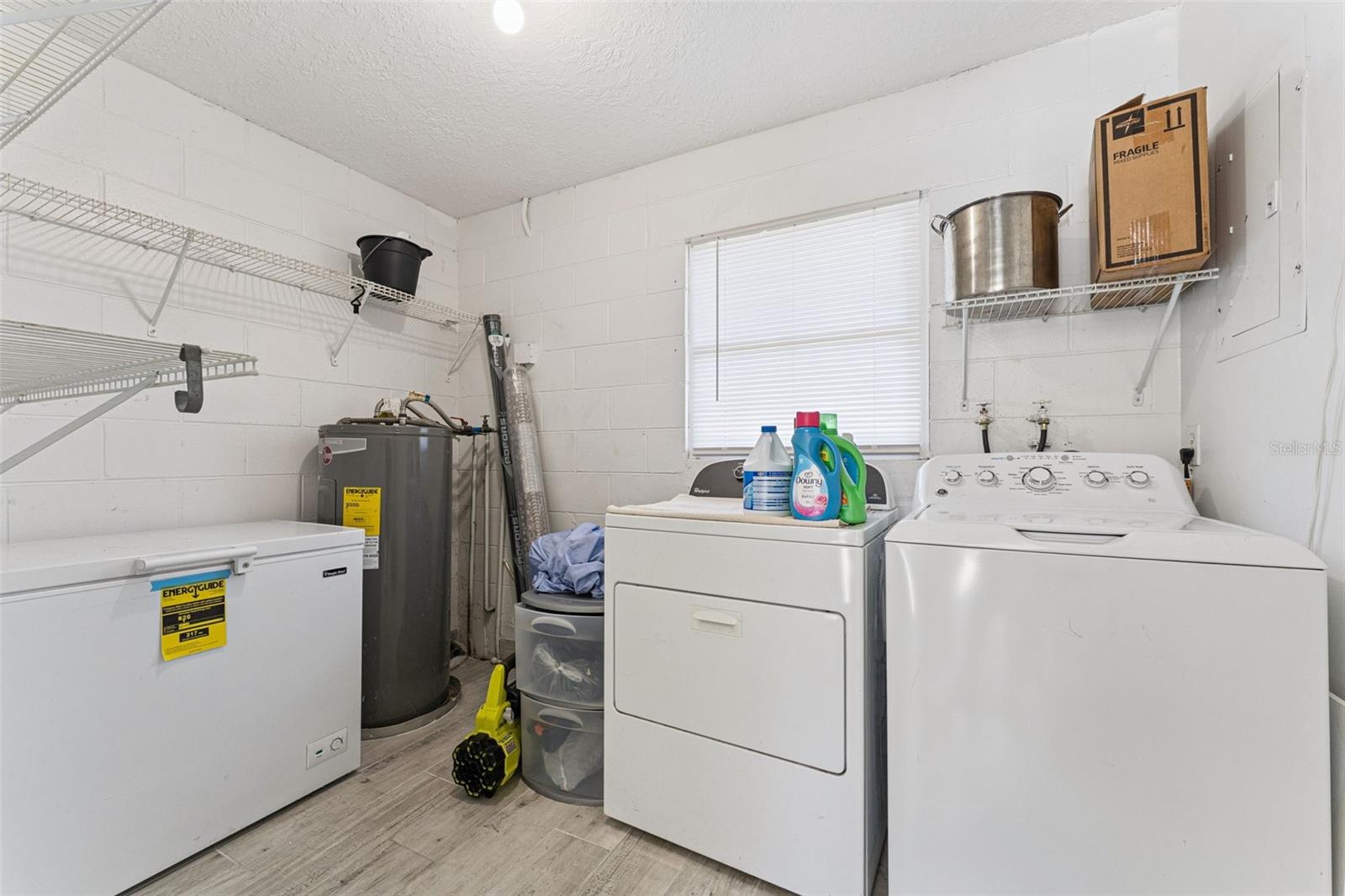 Image 22 of 35 For 206 Montana Avenue