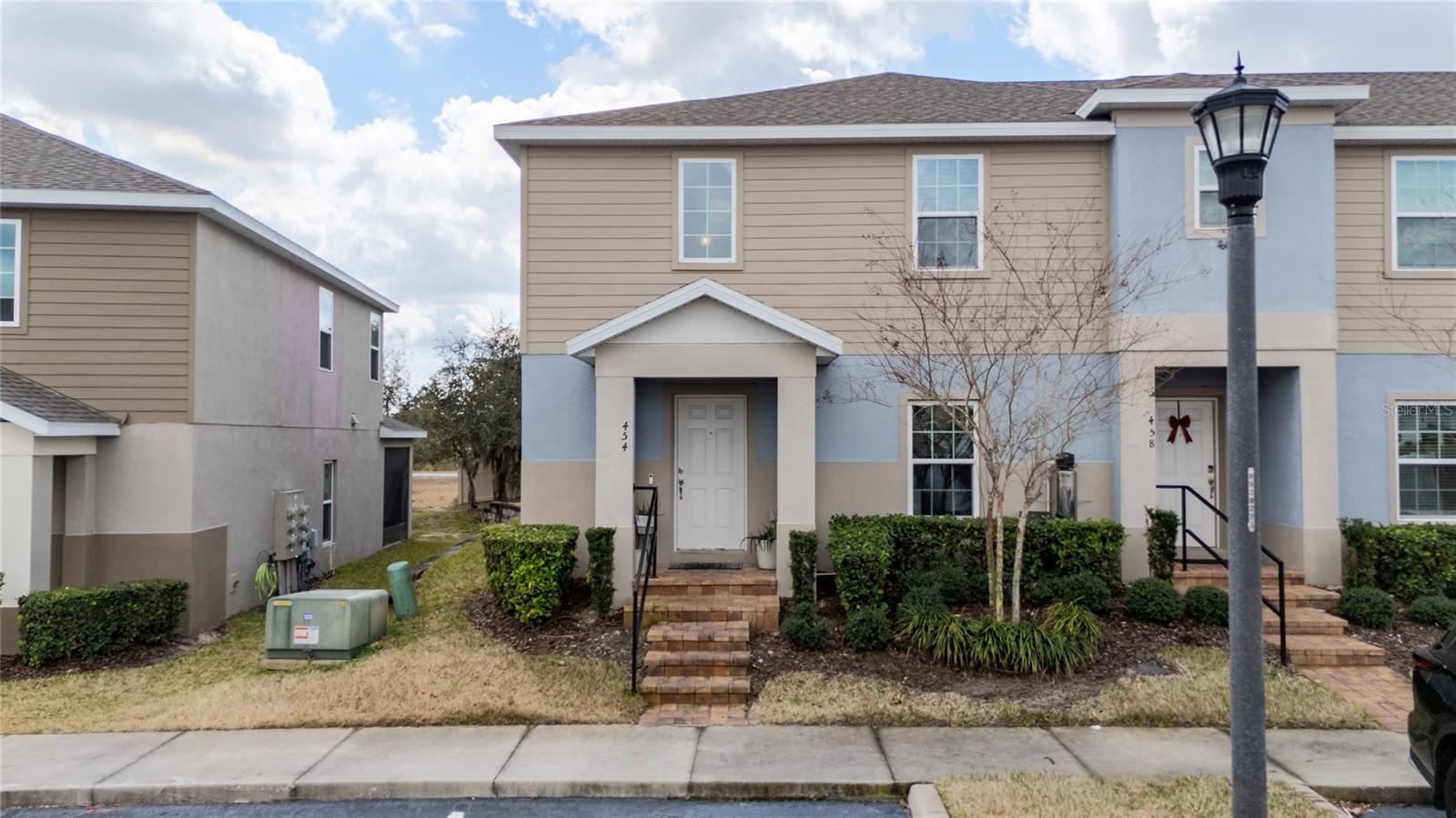 Image 2 of 42 For 454 Annabelle Way