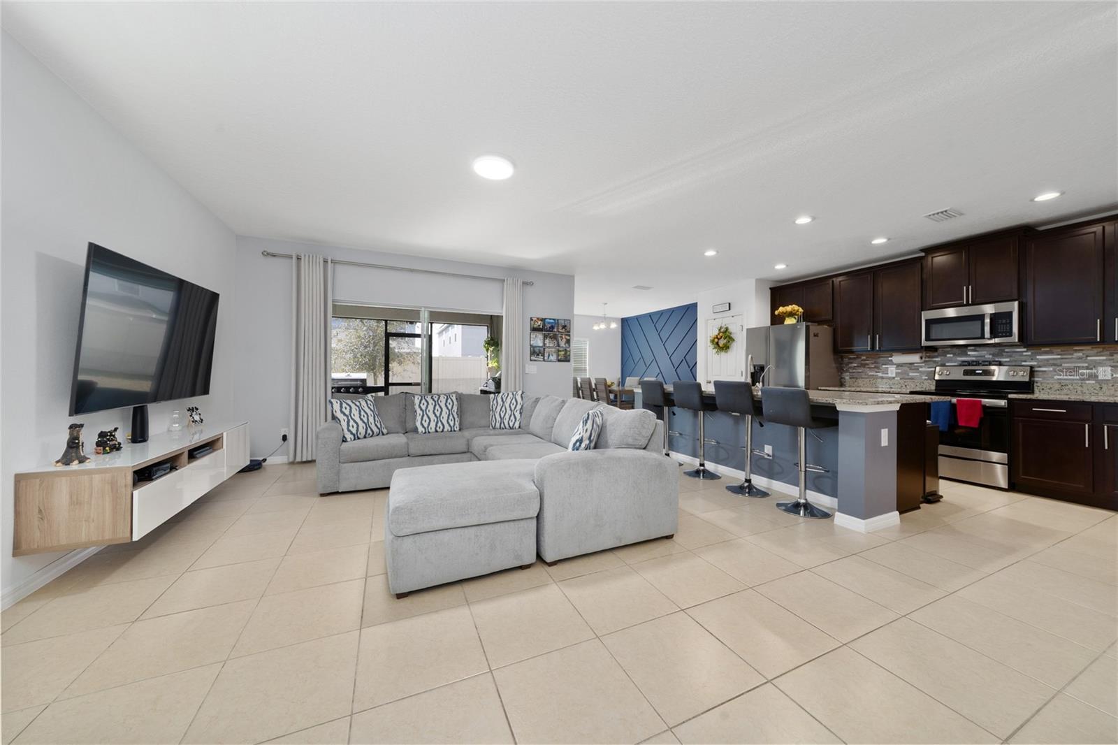 Image 4 of 42 For 454 Annabelle Way