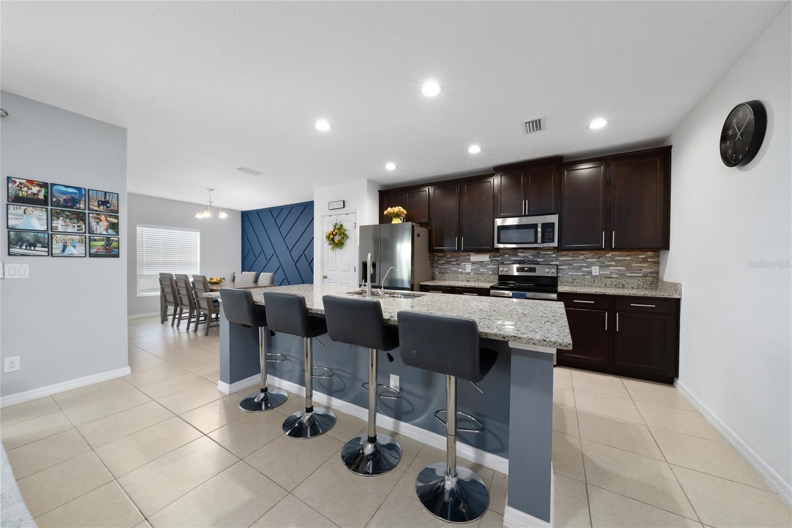 Image 6 of 42 For 454 Annabelle Way