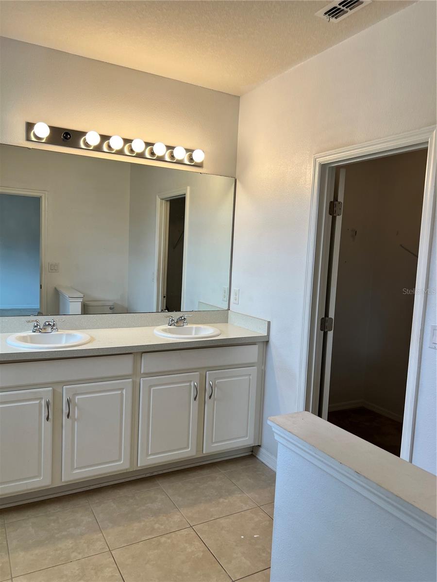 Image 14 of 15 For 2391 Sanderling Street