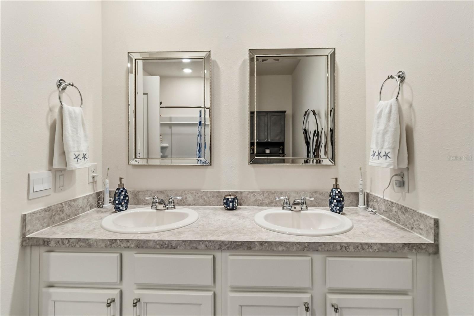 Image 23 of 57 For 2763 Swooping Sparrow Drive